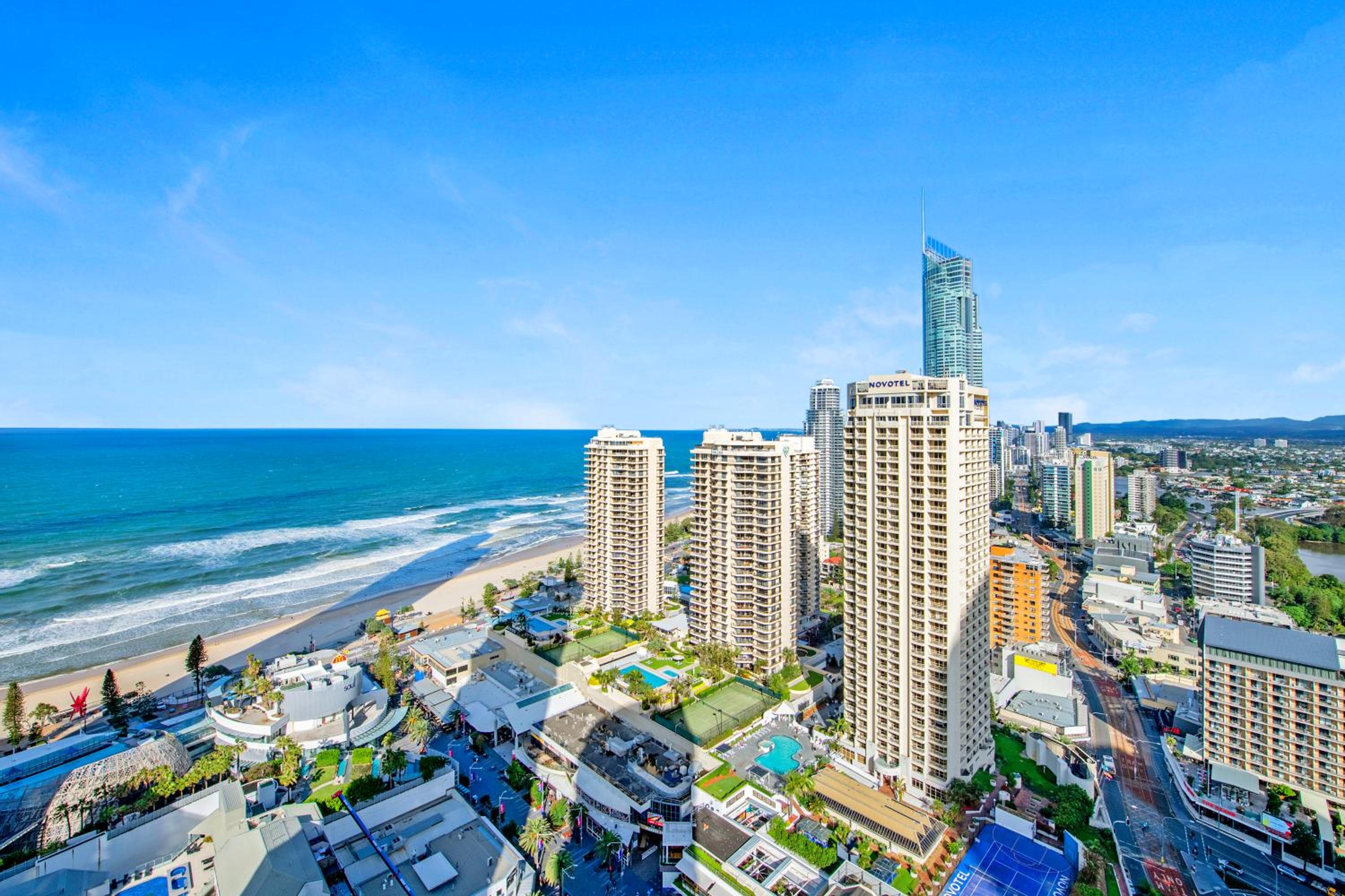H Residences - QStay