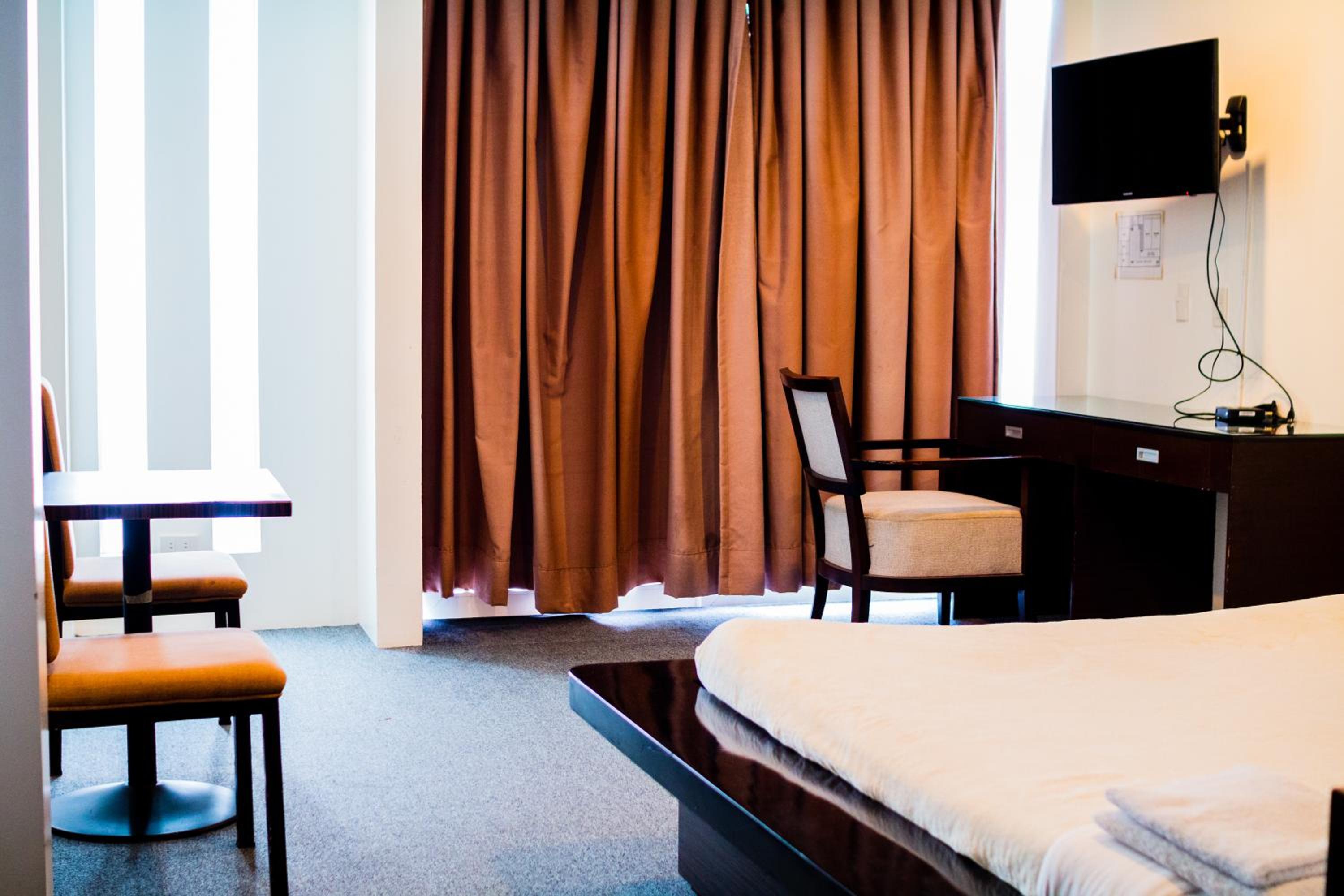 Be-ing Suites