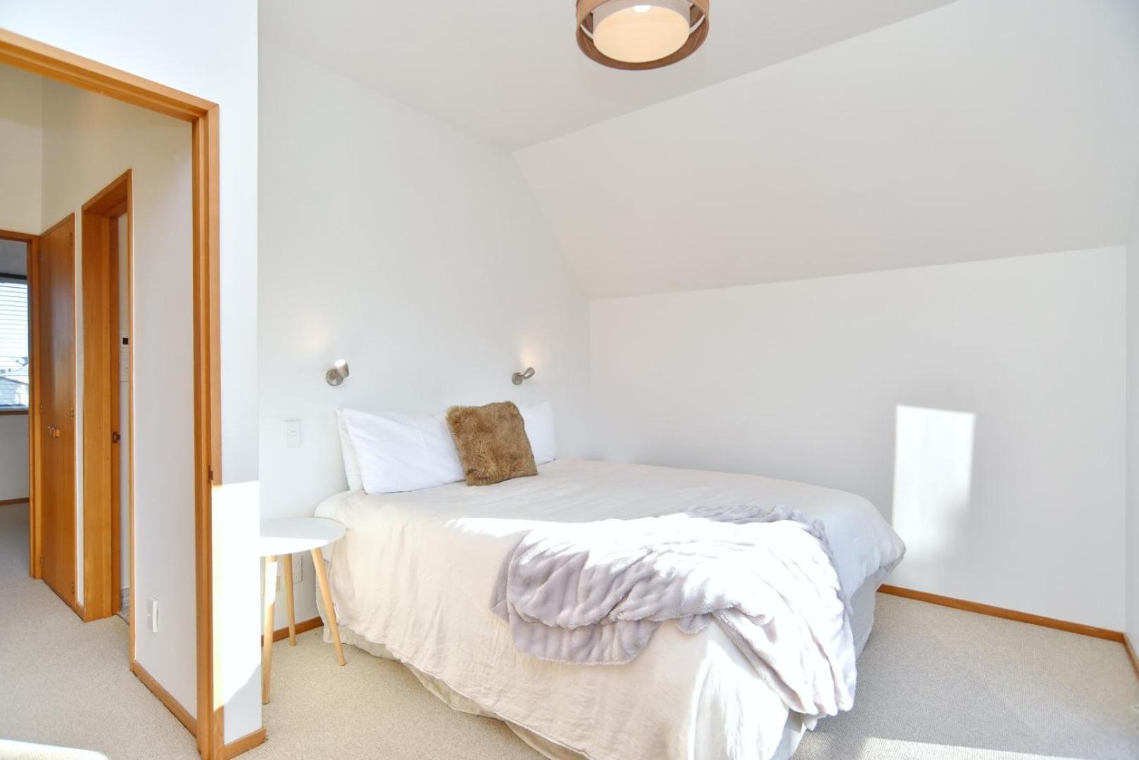 Bristol St - Christchurch Holiday Homes