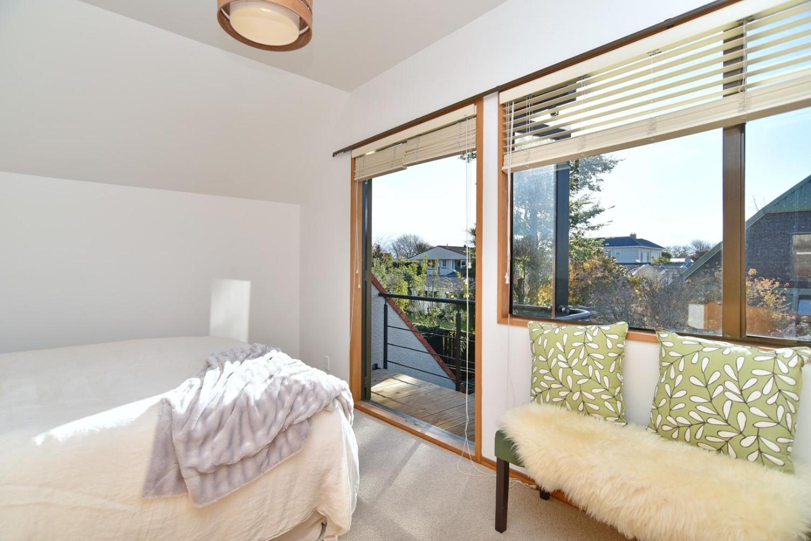 Bristol St - Christchurch Holiday Homes