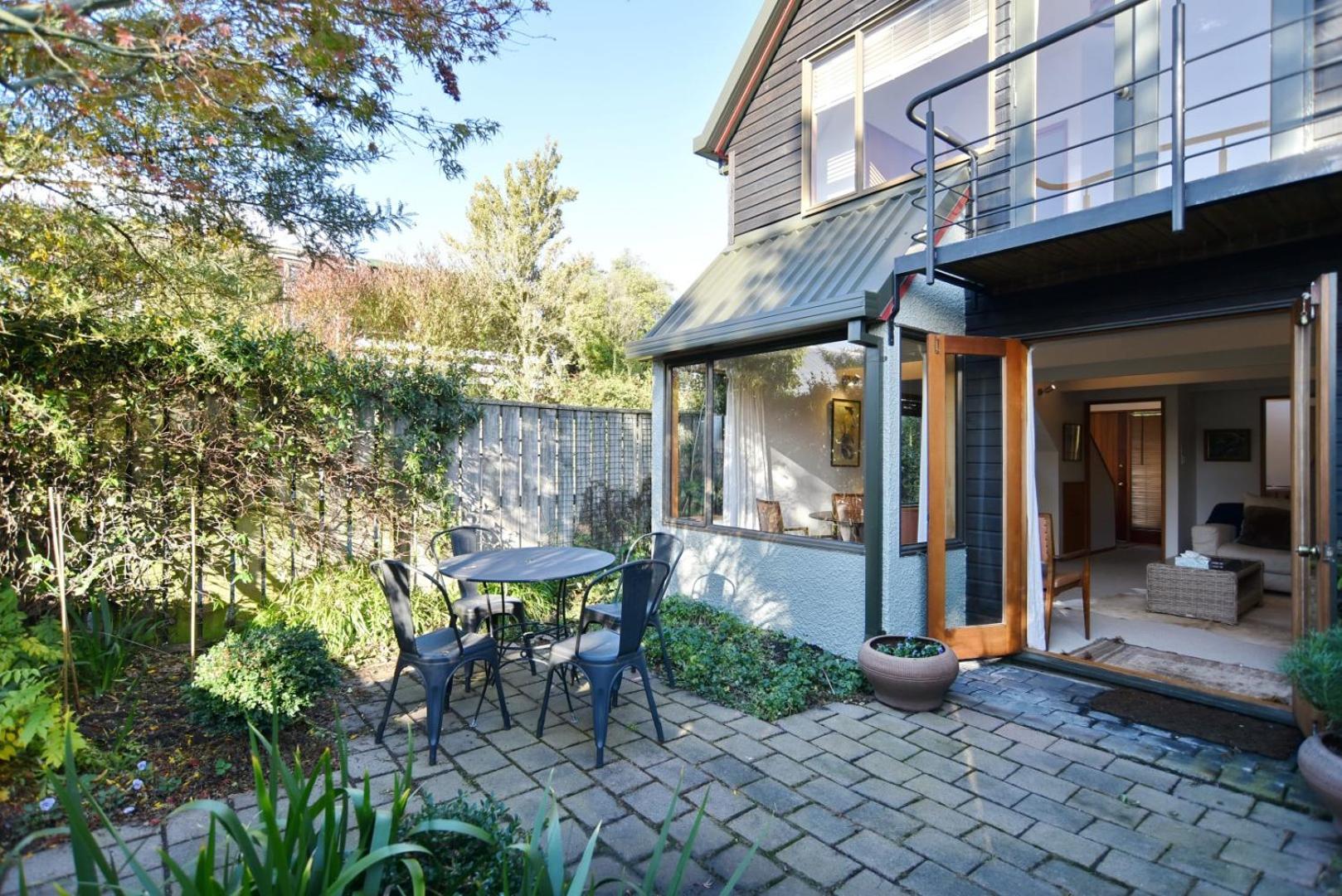 Bristol St - Christchurch Holiday Homes