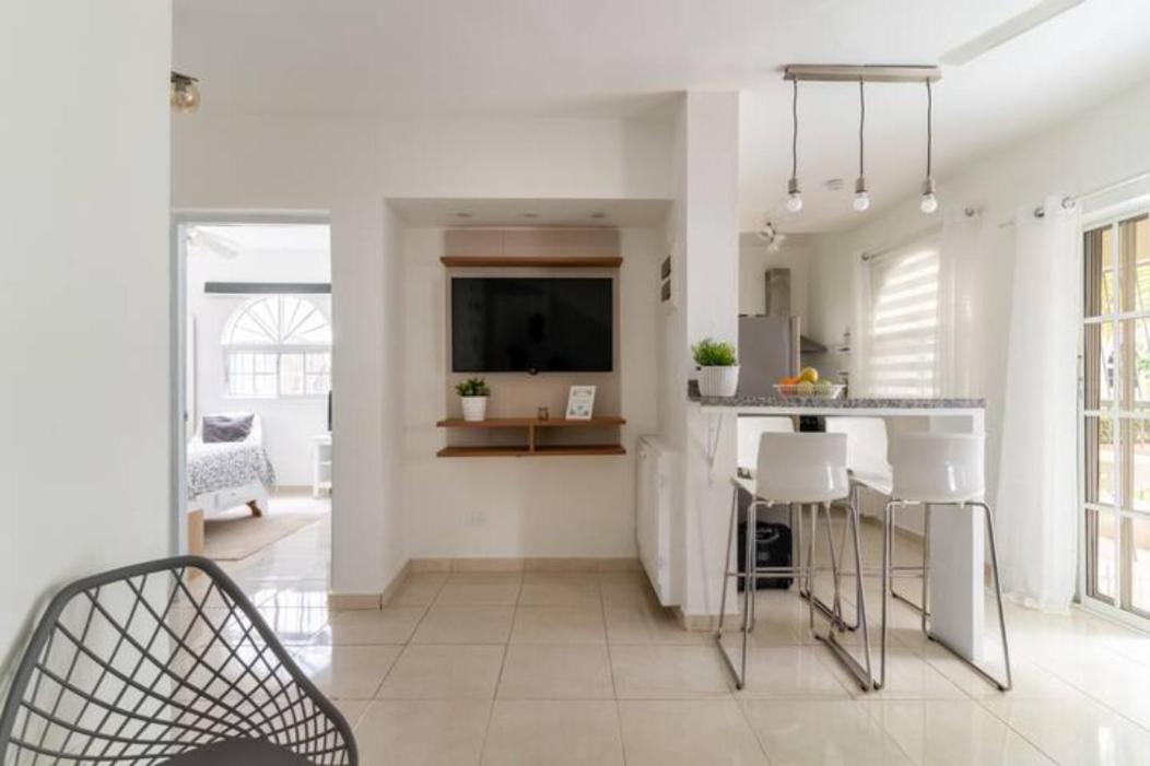 Cozy 2 bdr condo, with pool area and free WIFI view 5