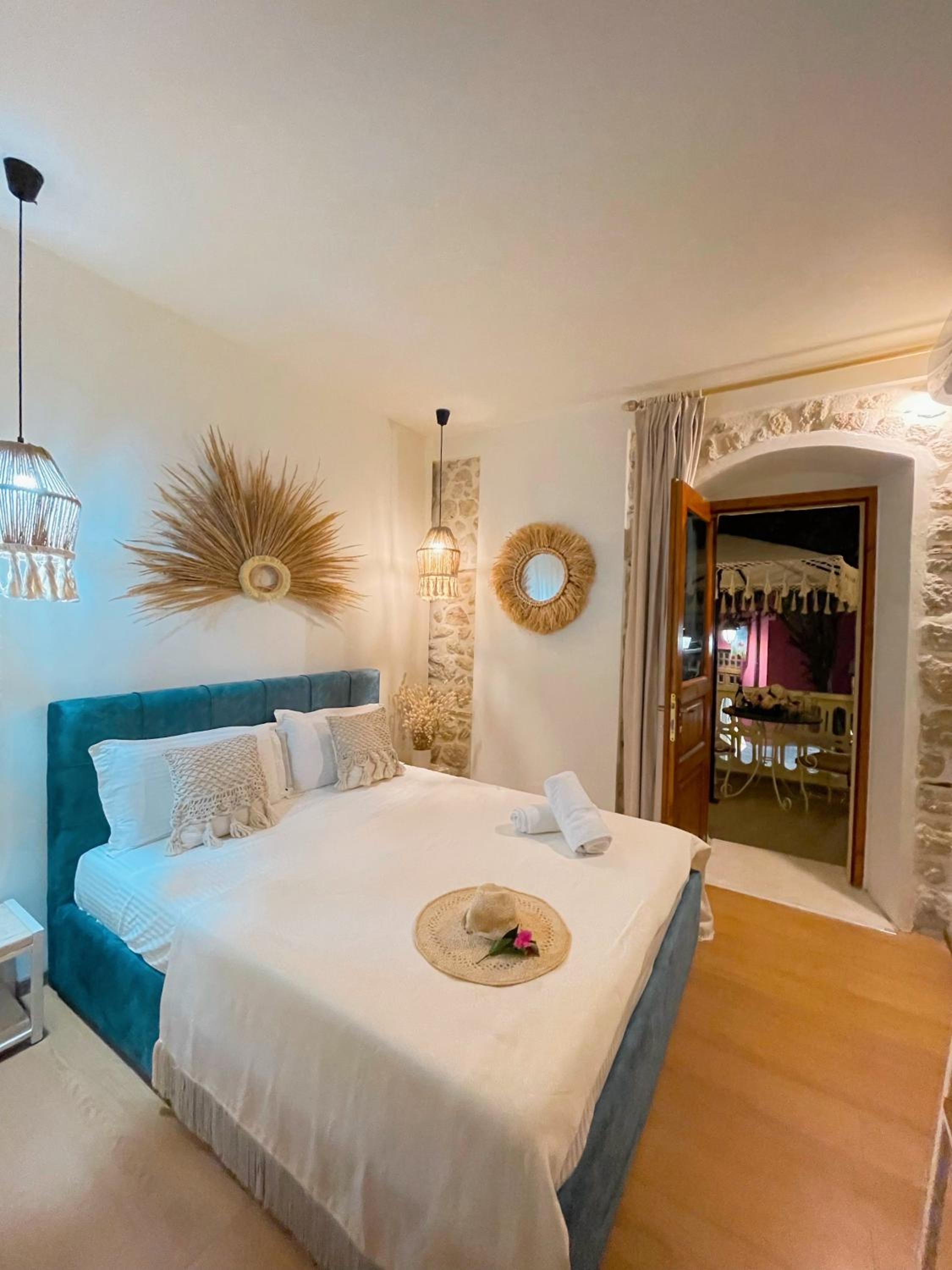 Bohemian Boutique Suites