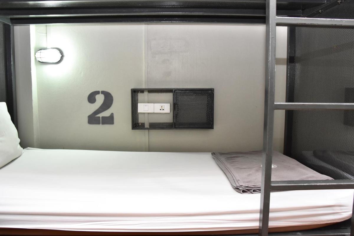 Mad Monkey Bangkok Hostel - Adults Only 18
