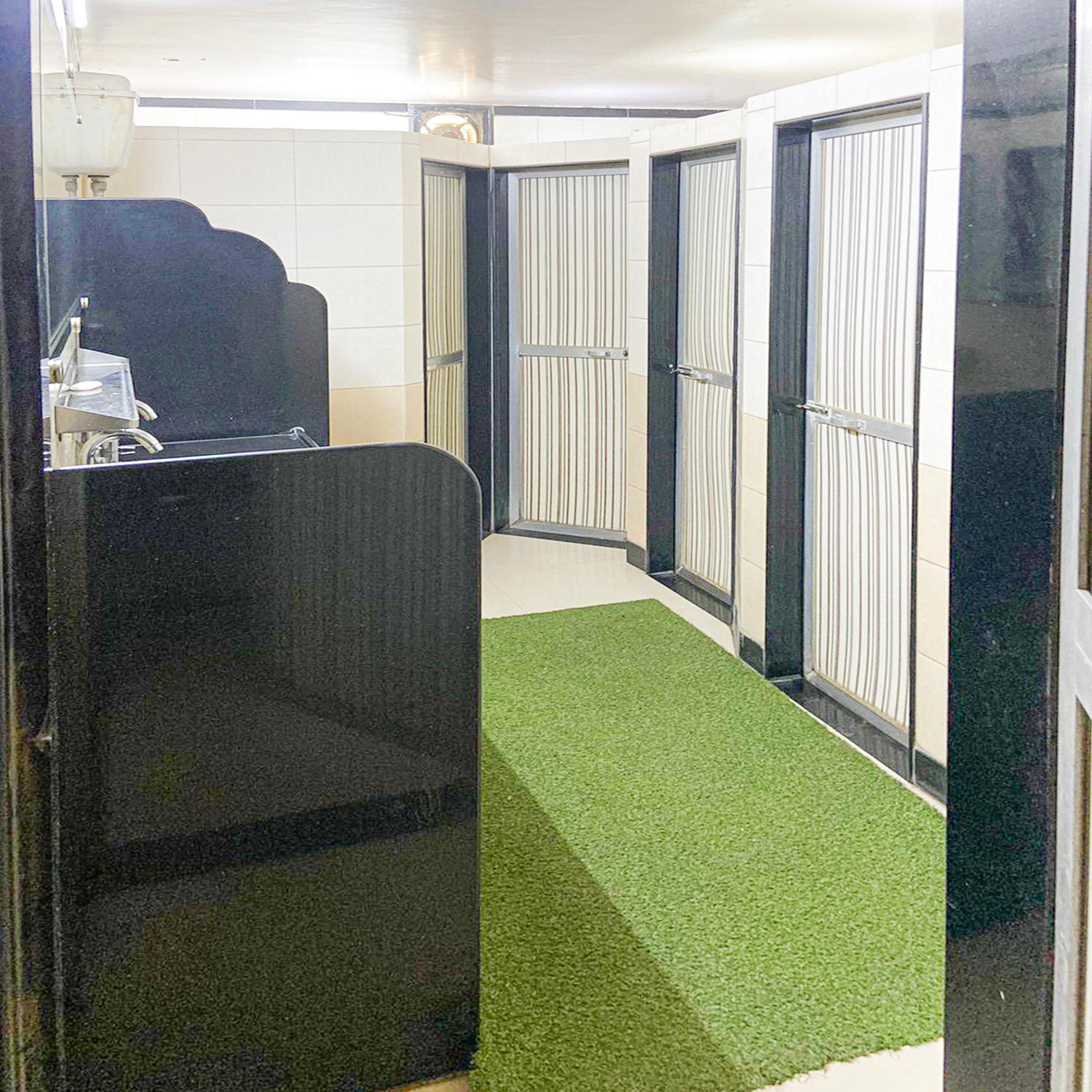 Royal Guest House by WB Inn view 4