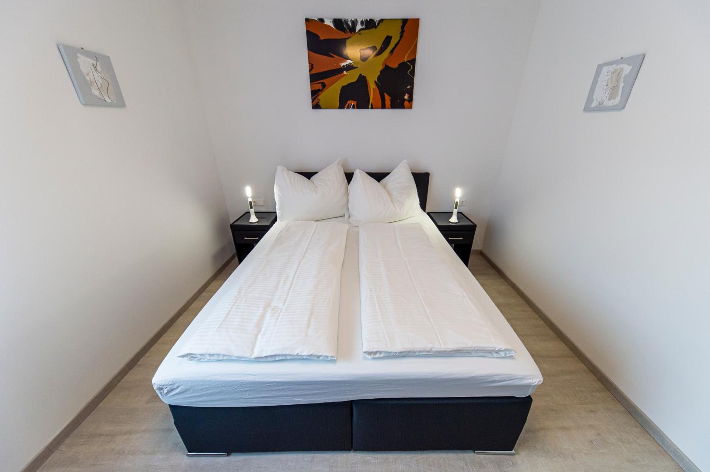 Zeltweg-Rooms