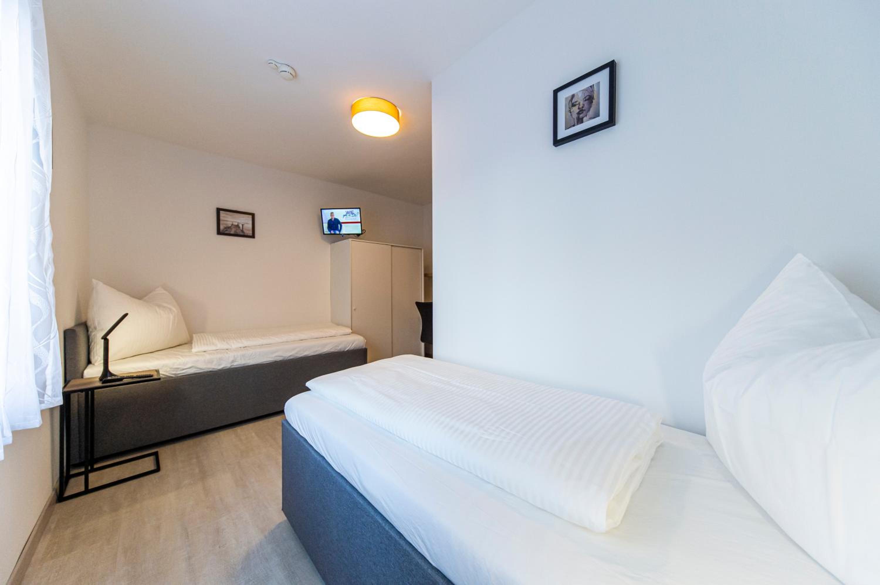 Zeltweg-Rooms