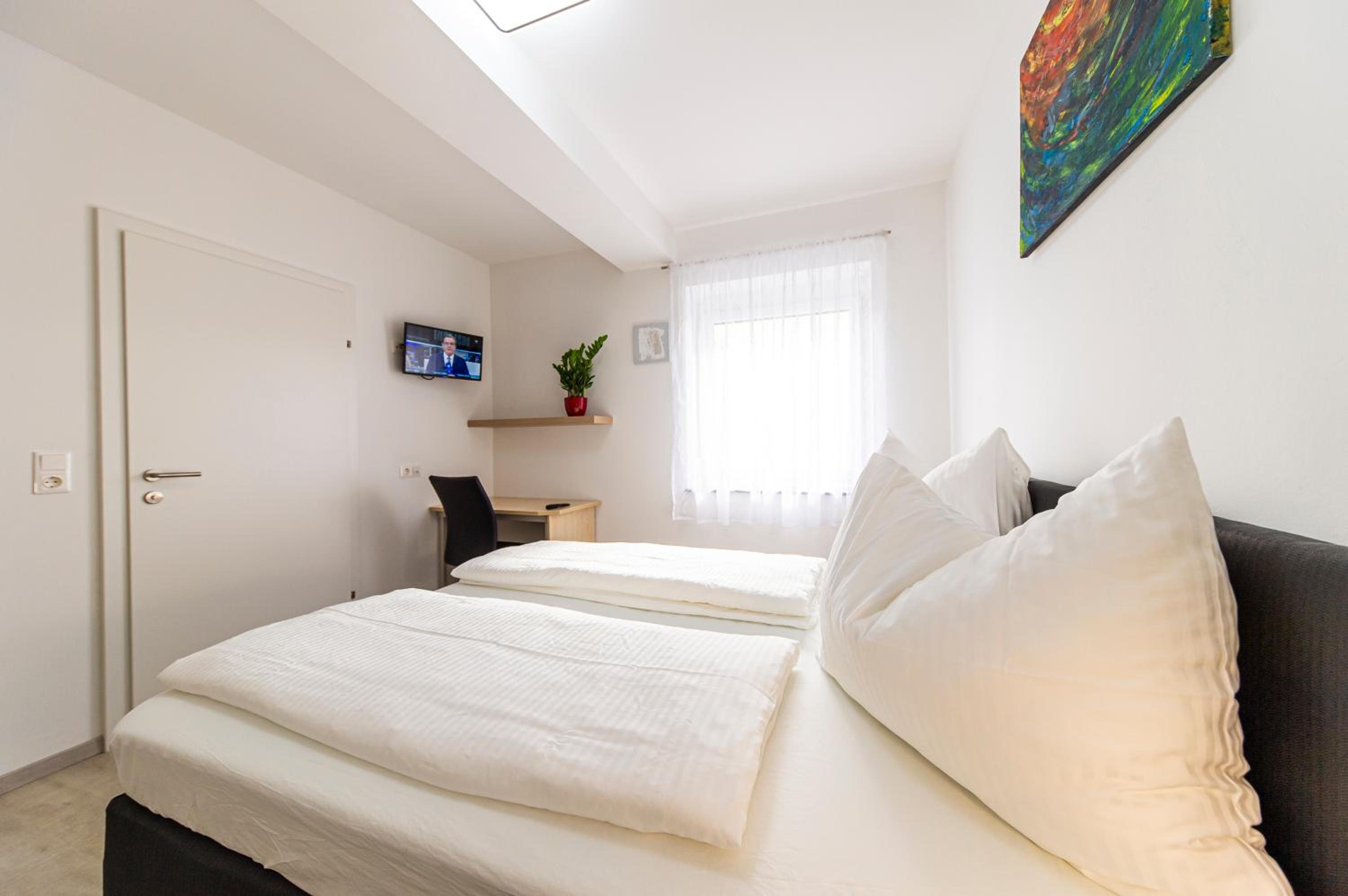 Zeltweg-Rooms