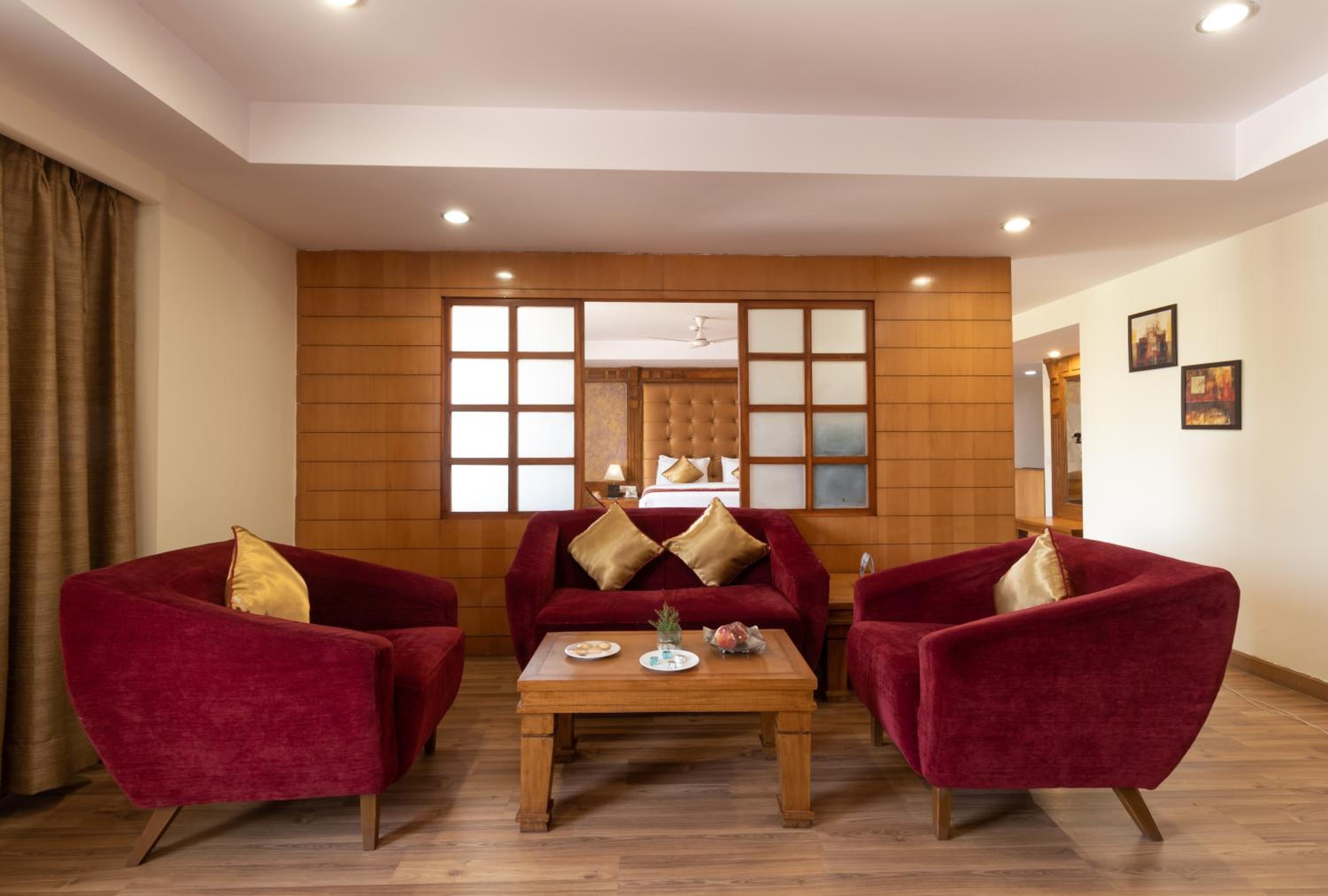 The Competent Palace Hotel