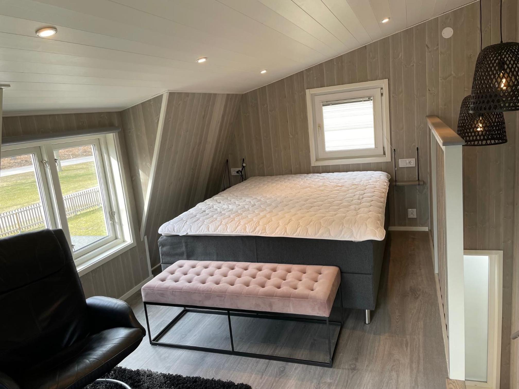 TinyHouze