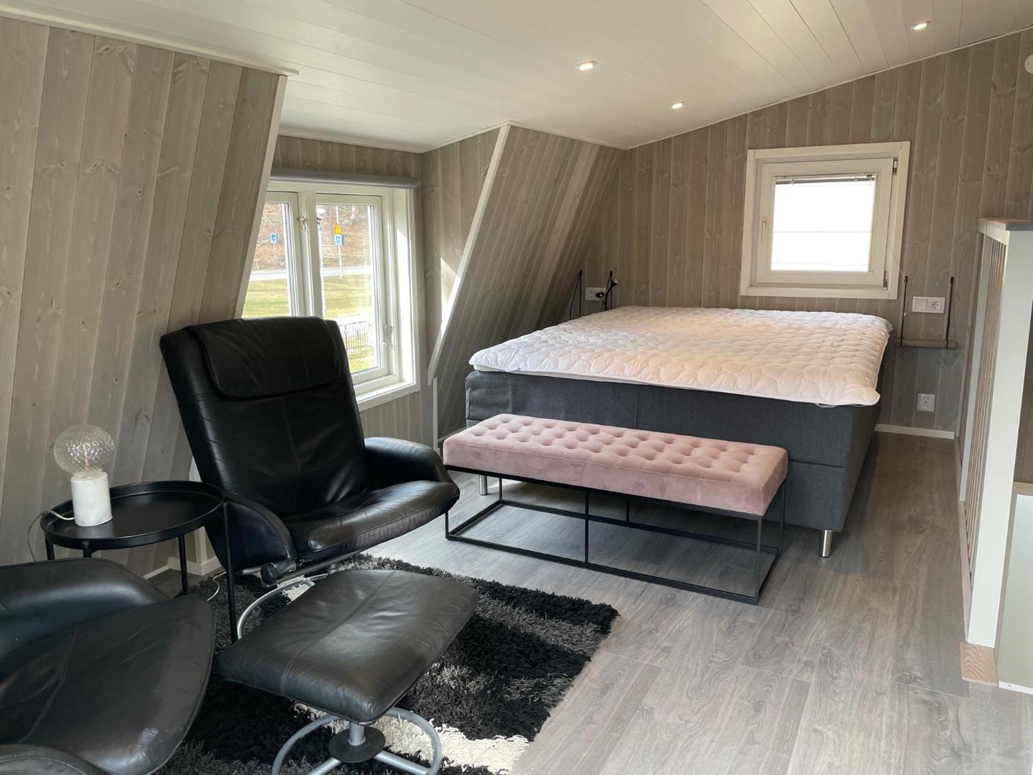 TinyHouze