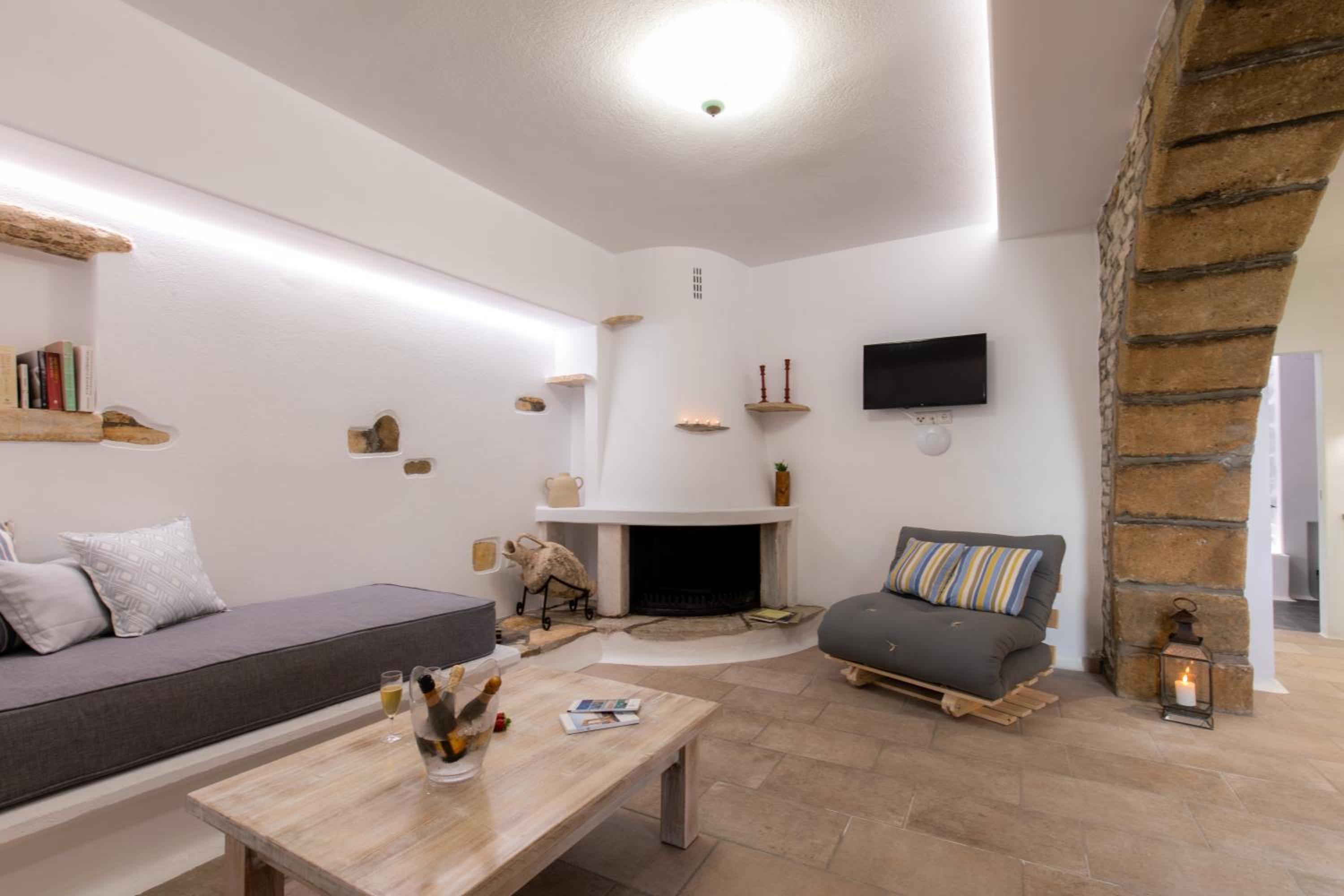 Arco Naxos Luxury Apartments — photo 44
