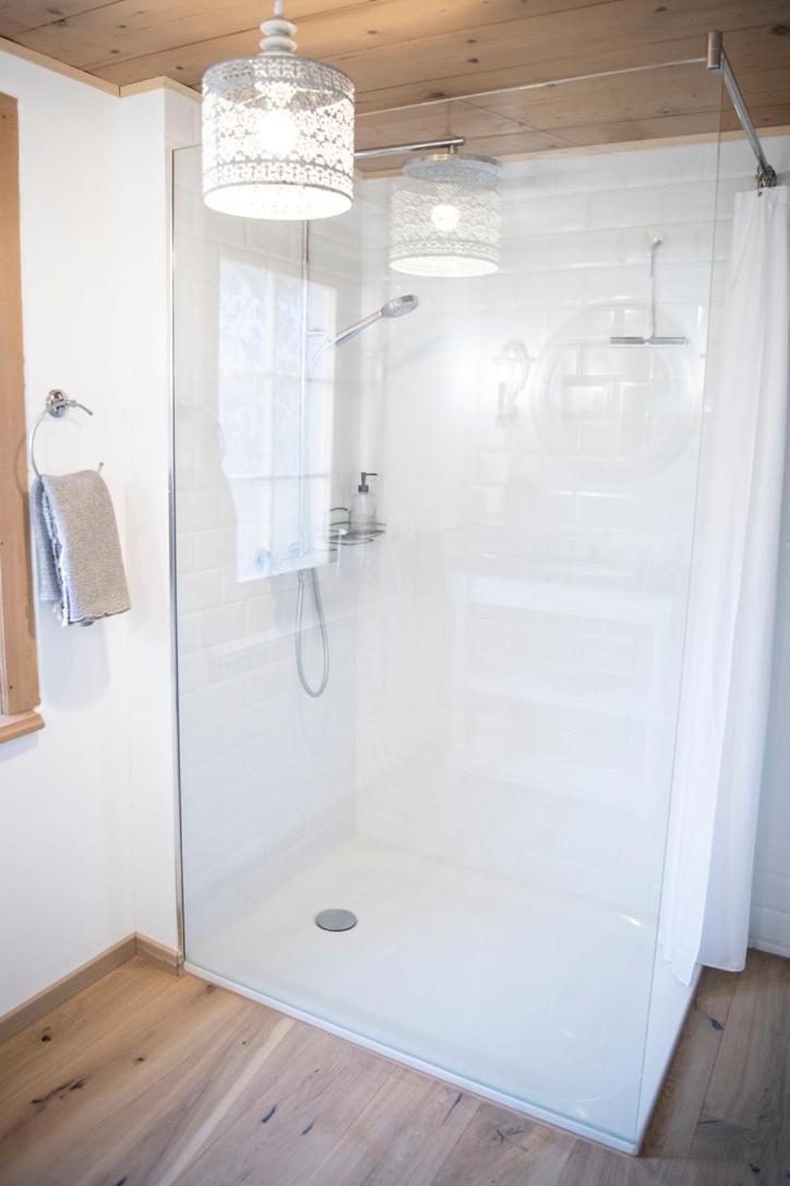 Casa Pasch - Boutique Bed and Breakfast in Cumpadials