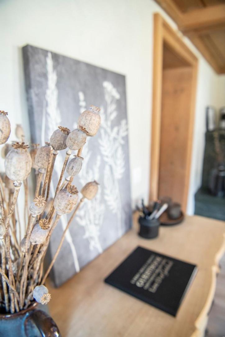 Casa Pasch - Boutique Bed and Breakfast in Cumpadials