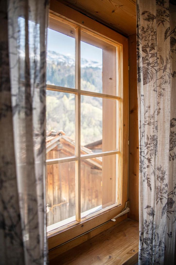 Casa Pasch - Boutique Bed and Breakfast in Cumpadials