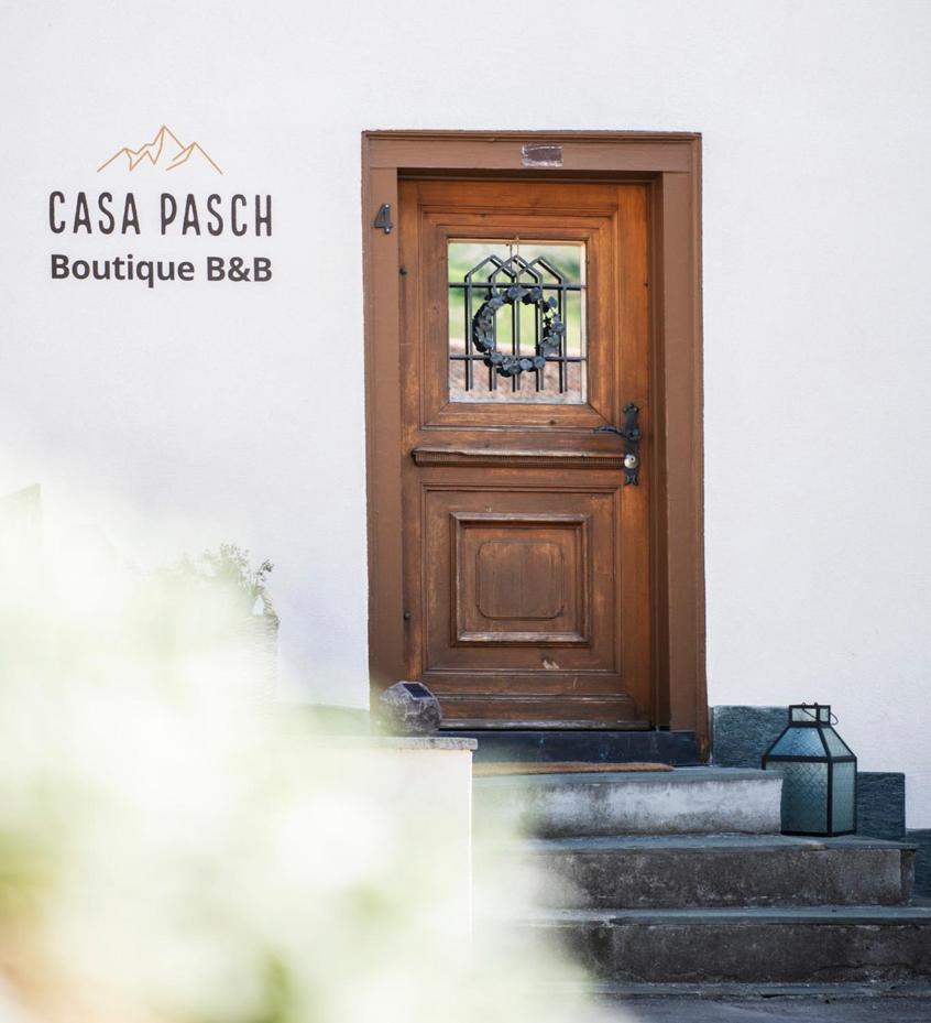Casa Pasch - Boutique Bed and Breakfast in Cumpadials