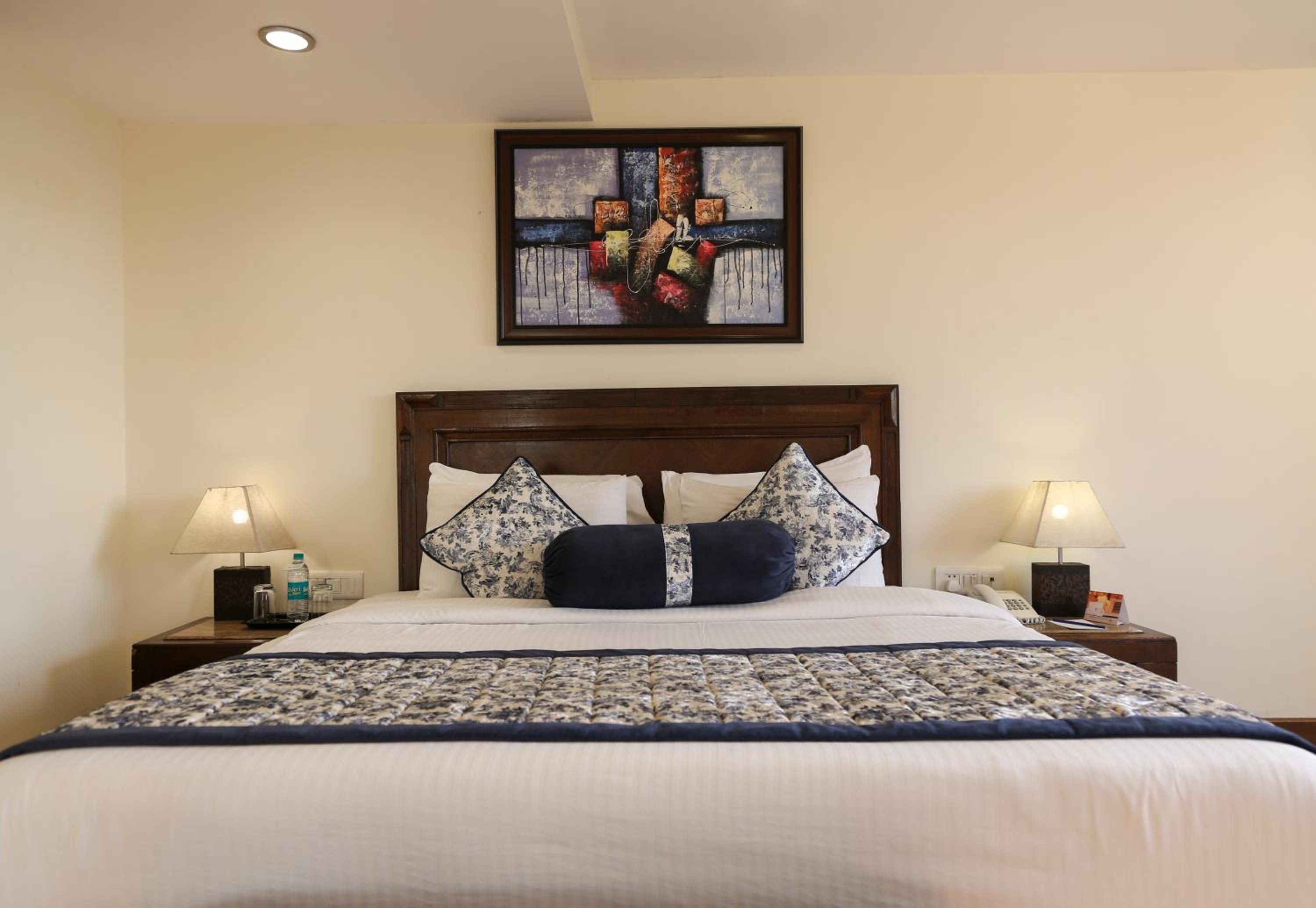 The Competent Palace Hotel