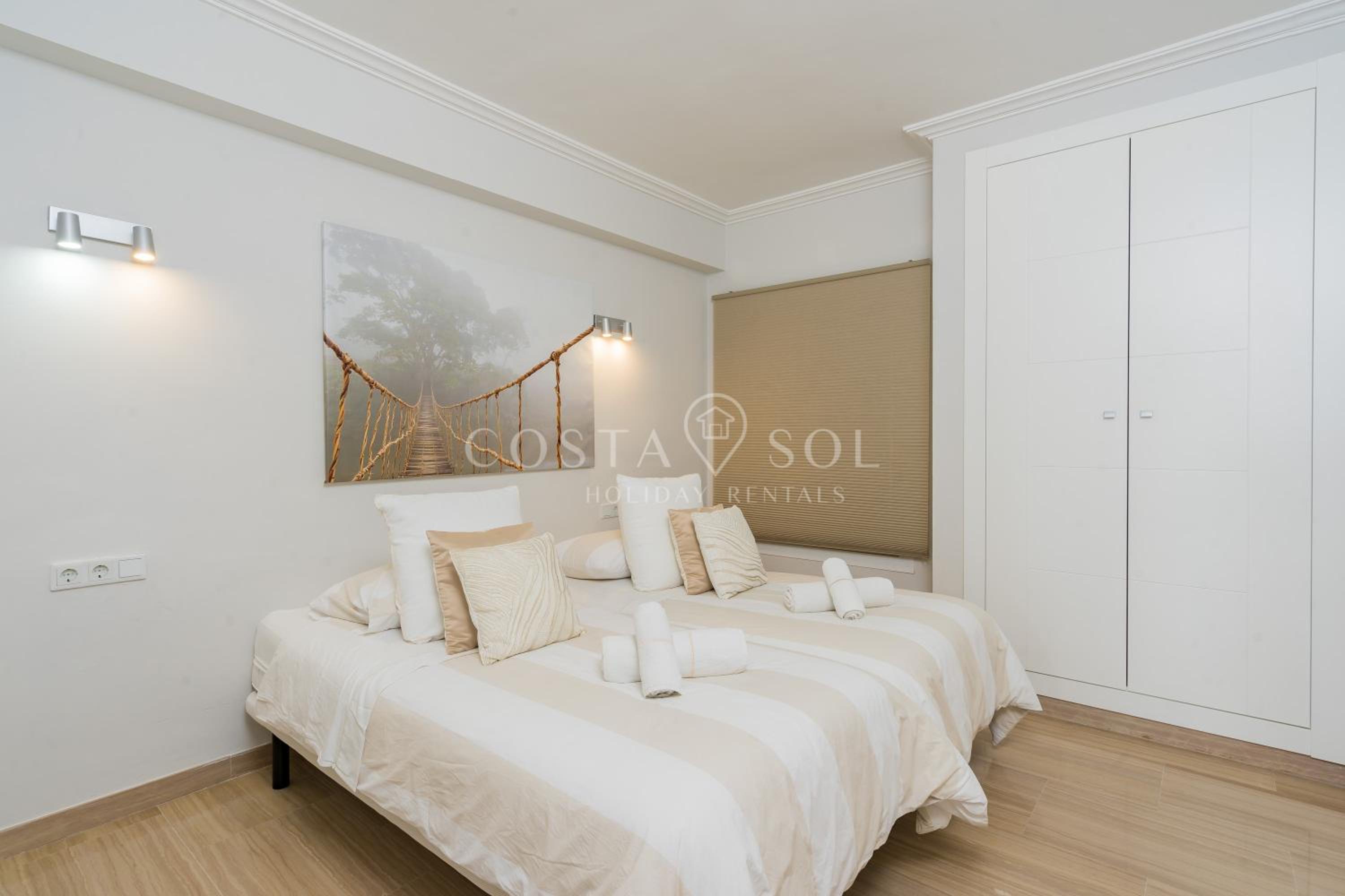 Benalmadena Costa Sol Holiday Rentals view 5