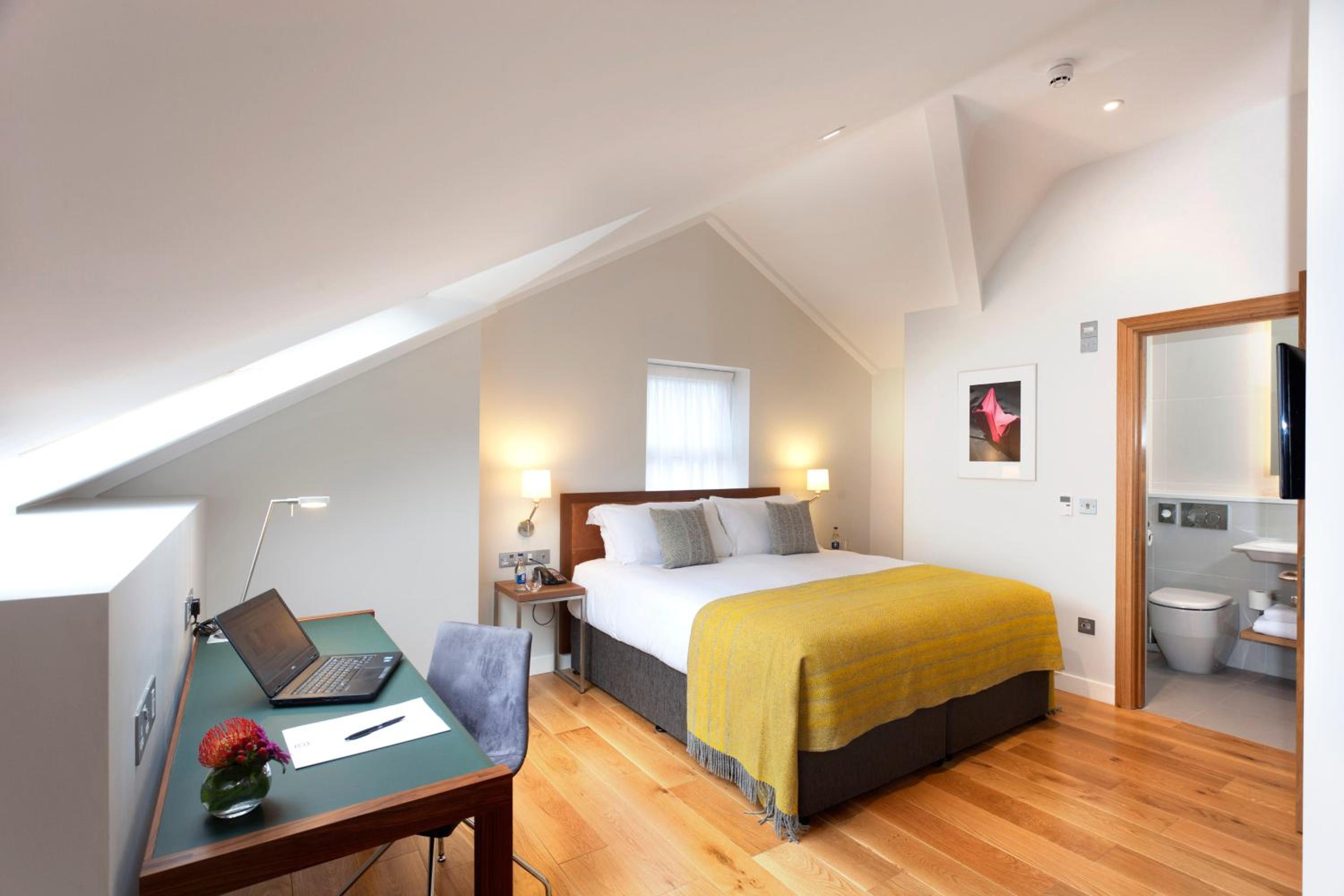 PREMIER SUITES Dublin, Ballsbridge