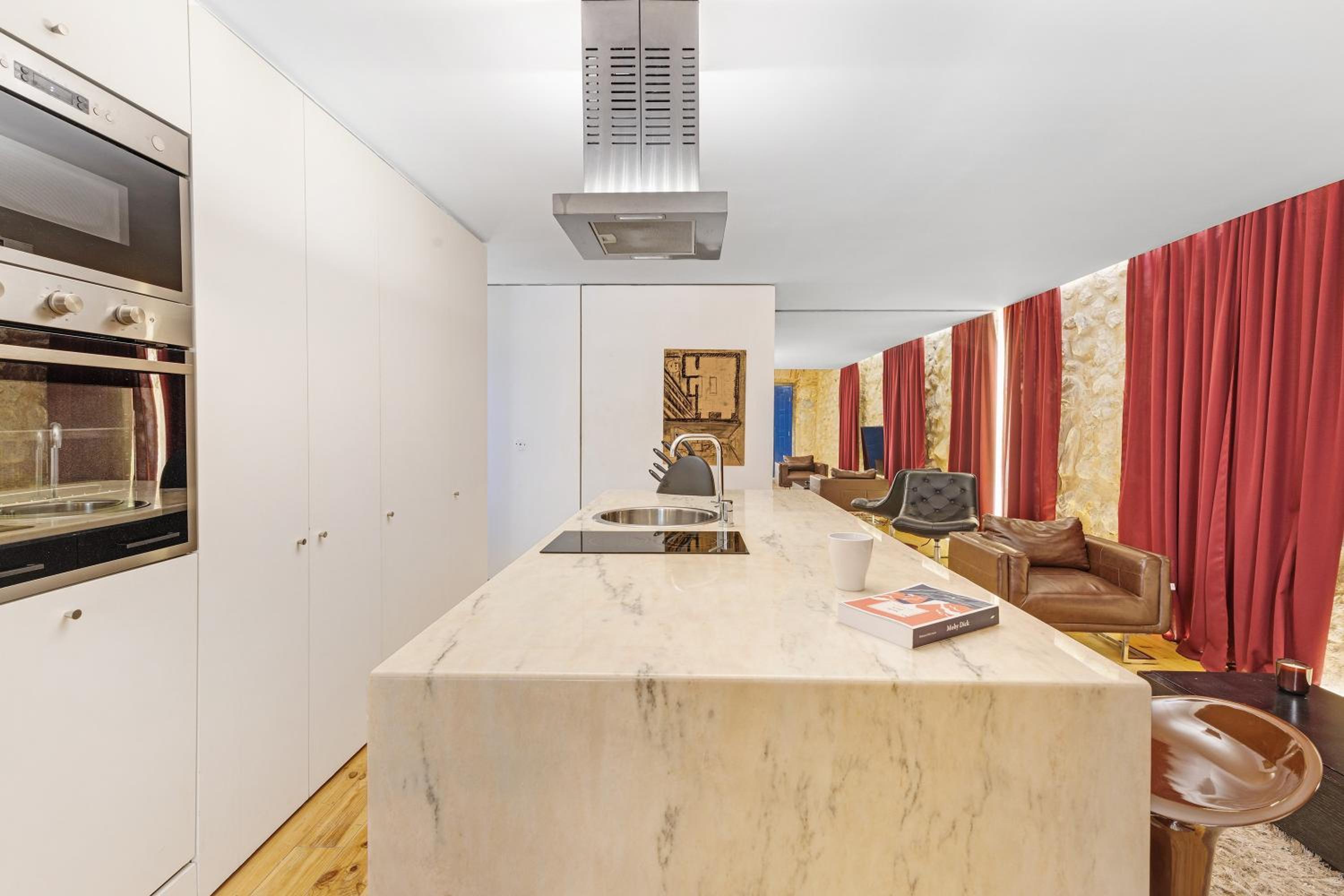 Green Street Lisbon Loft view 5