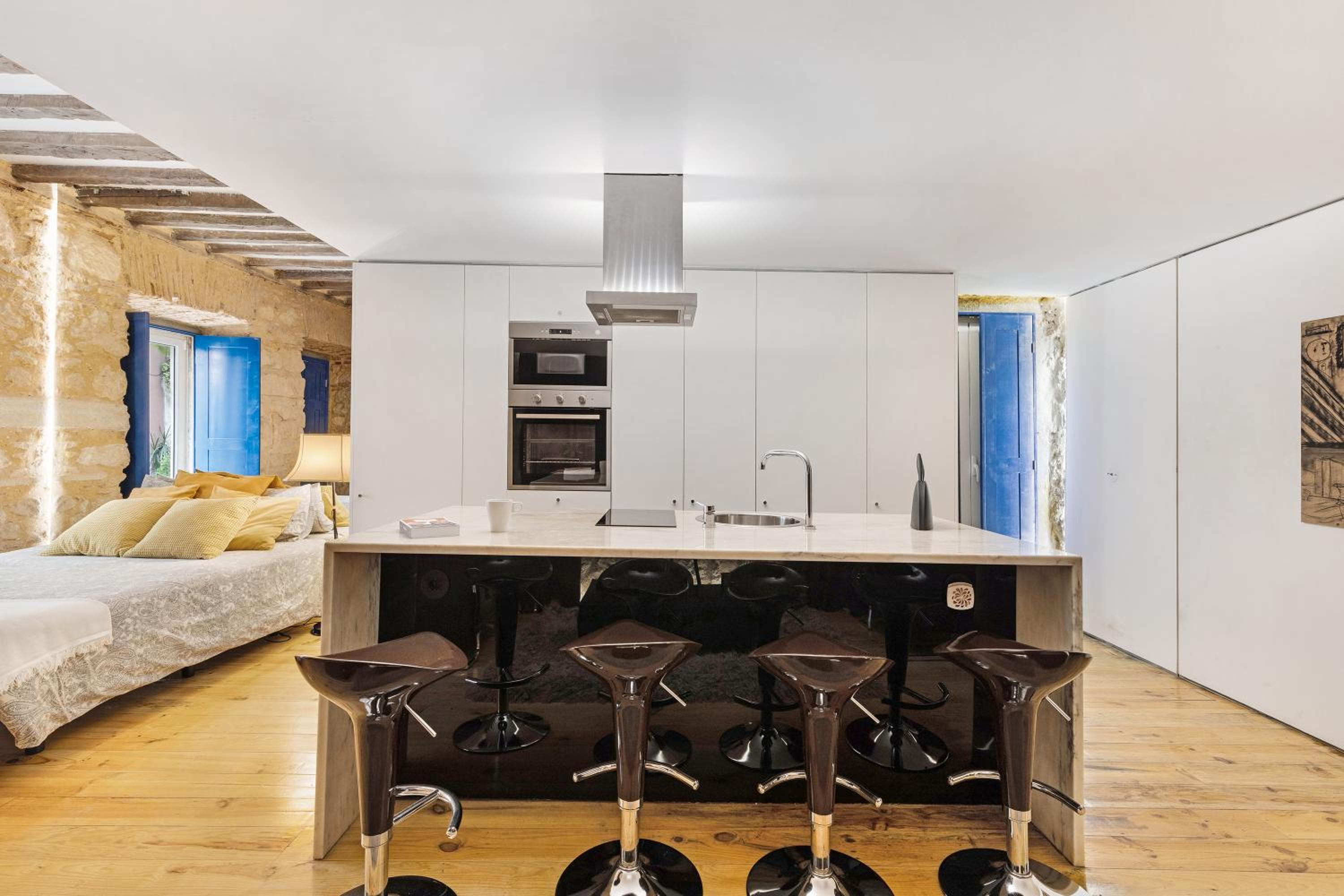Green Street Lisbon Loft view 4