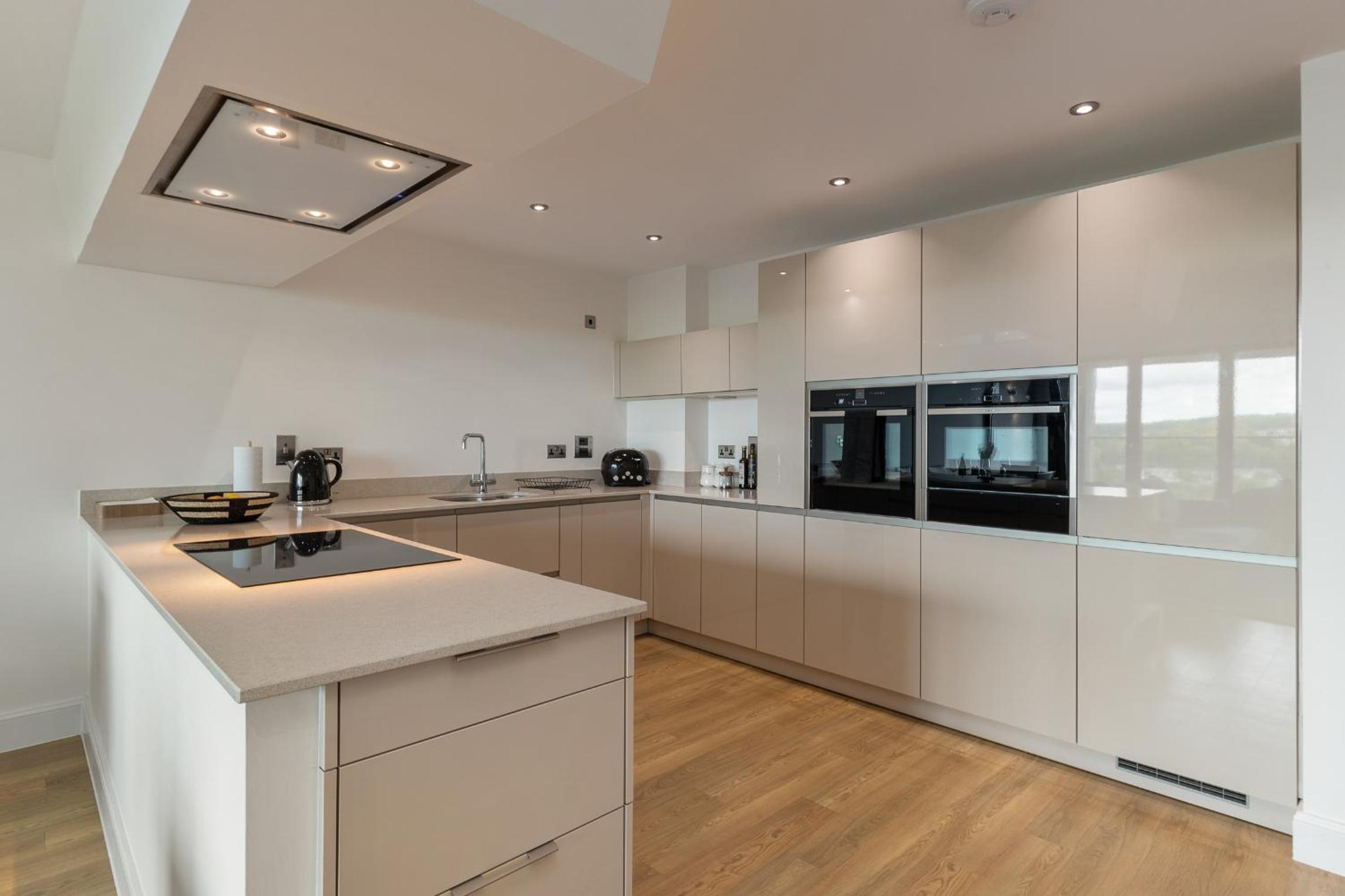 Apartment 10 Waterstone House - Luxury Apartment with Sea Views view 5