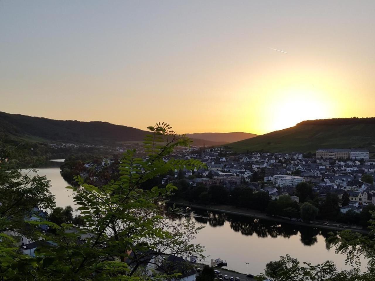 FeWo Sonnenlay - Apartments an der Mosel