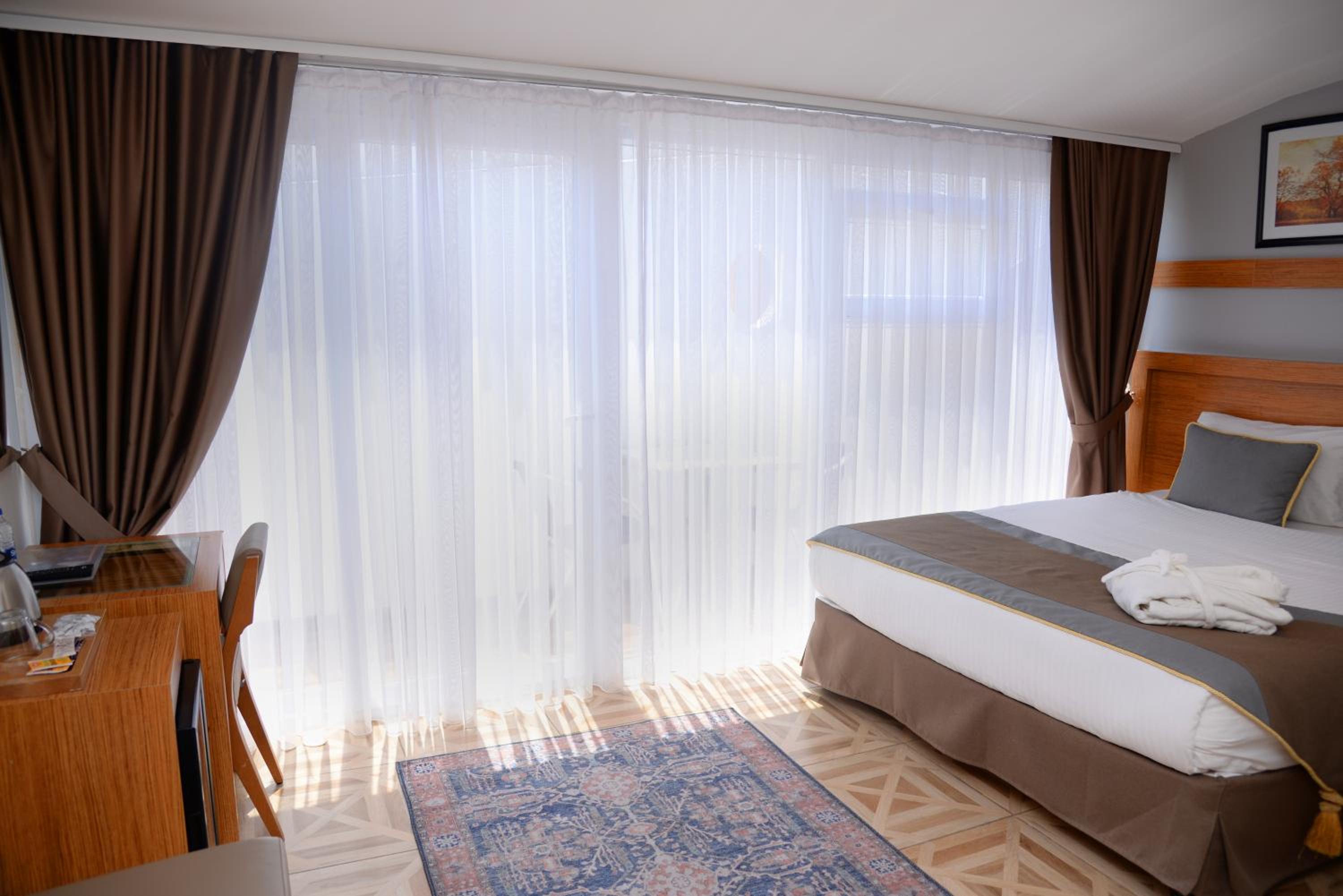 Edibe Sultan Otel - Image 13