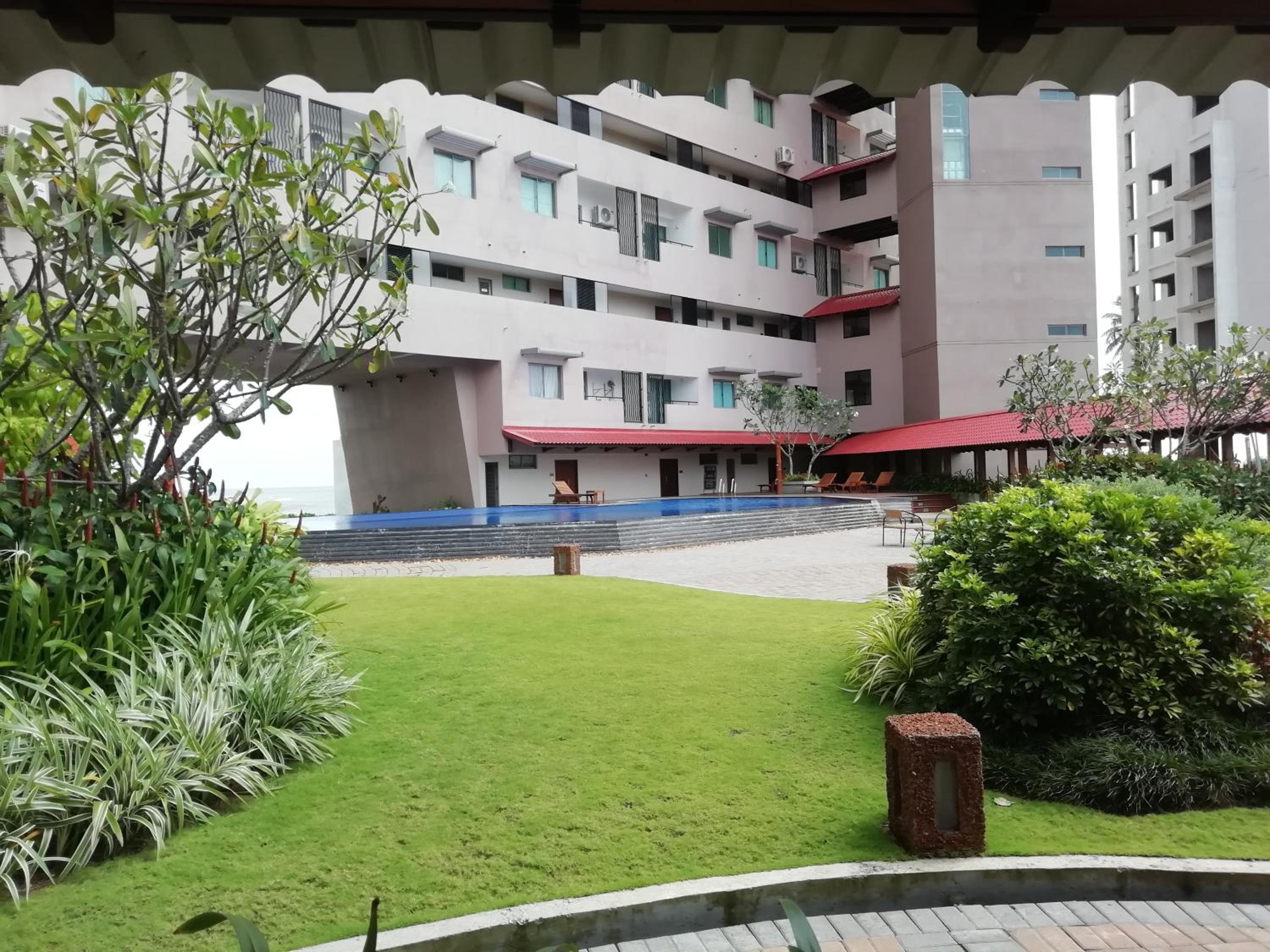 Apartment Universal