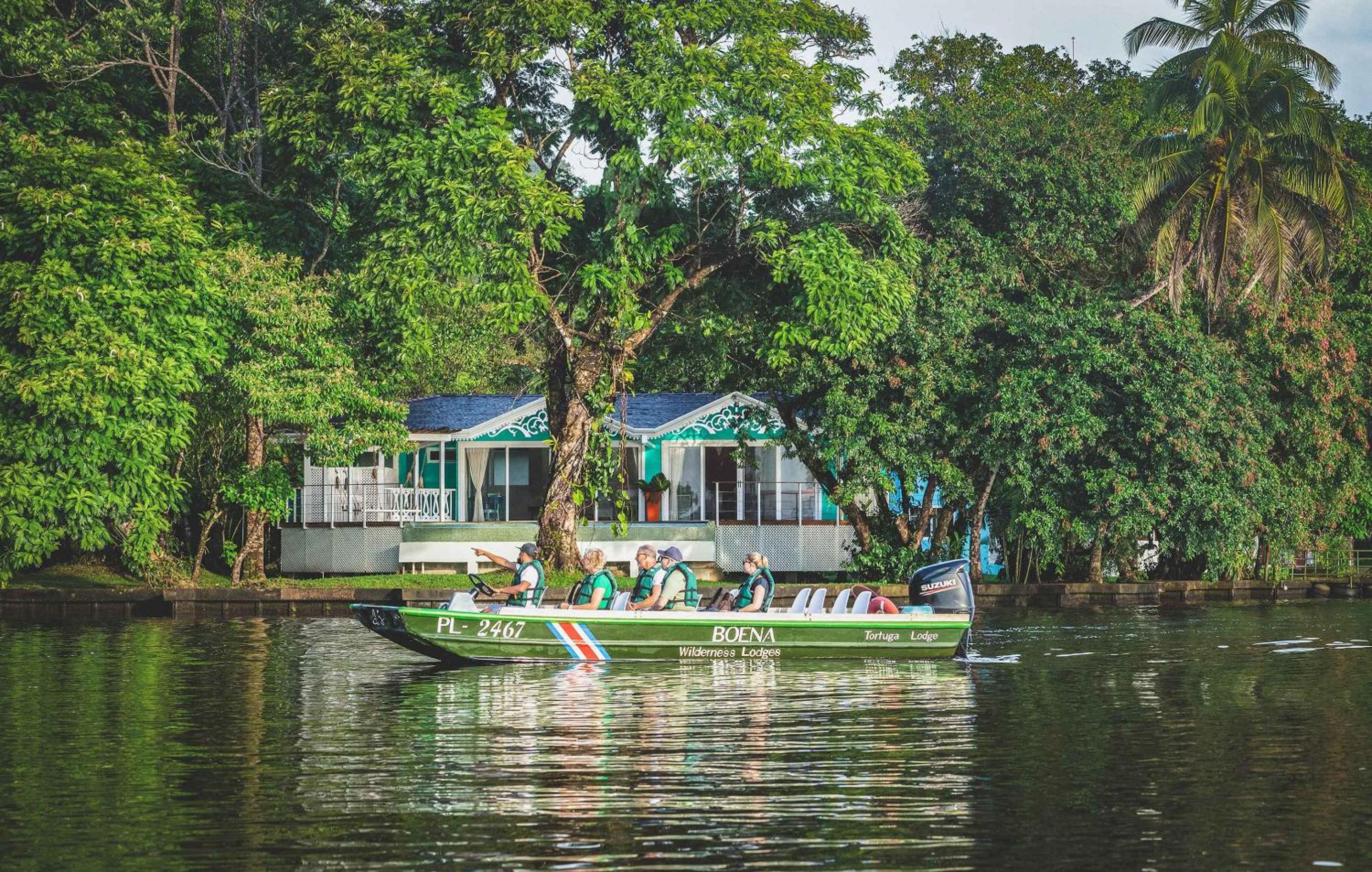 Tortuga Lodge