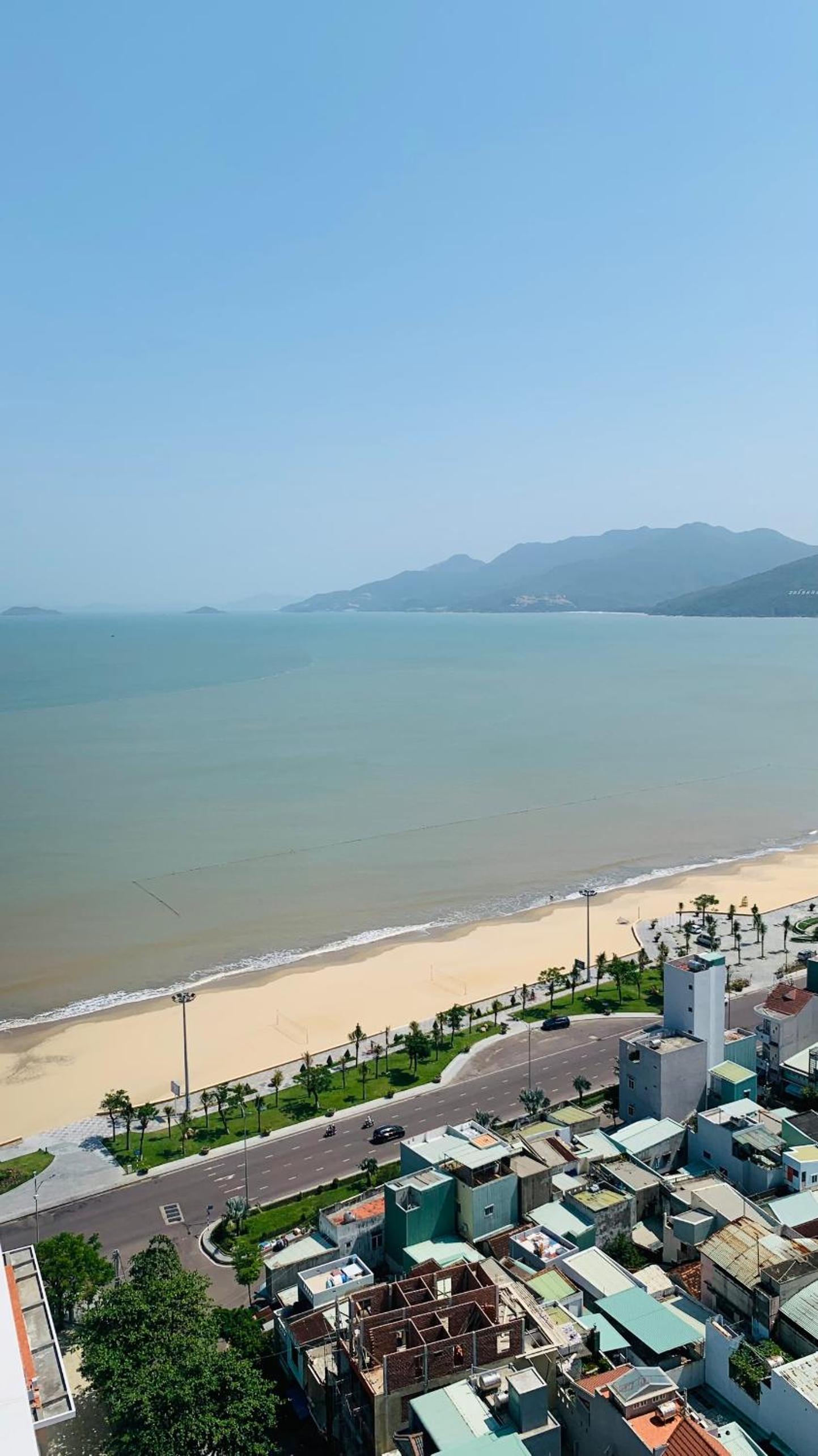 CONDOTEL TMS HOÀNG GIA Giáp BIỂN, TÒA NHÀ CAO NHẤT QUY NHƠN view 5
