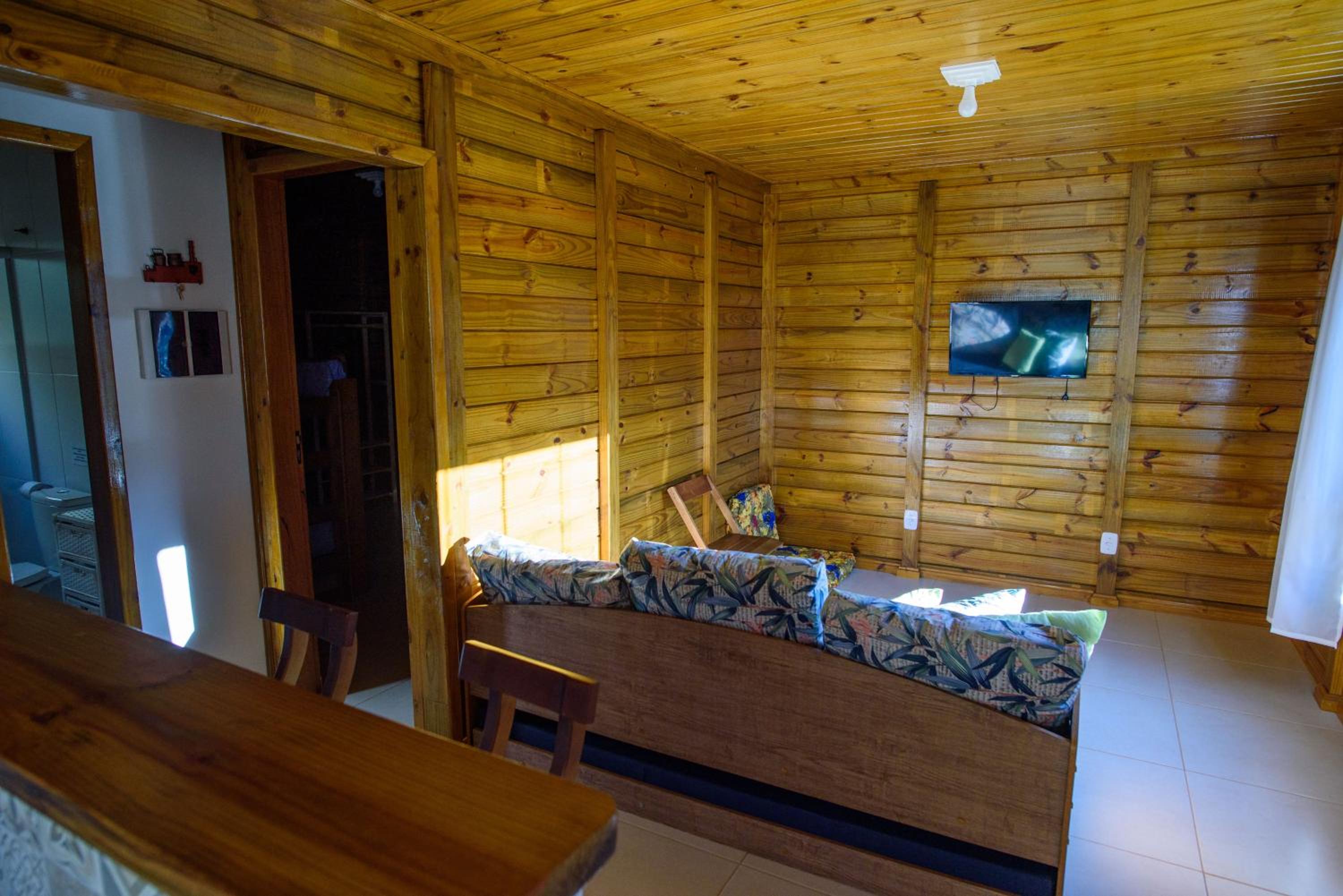 Recanto Águas Nascentes - Casa na serra com piscina e cachoeira no quintal!!