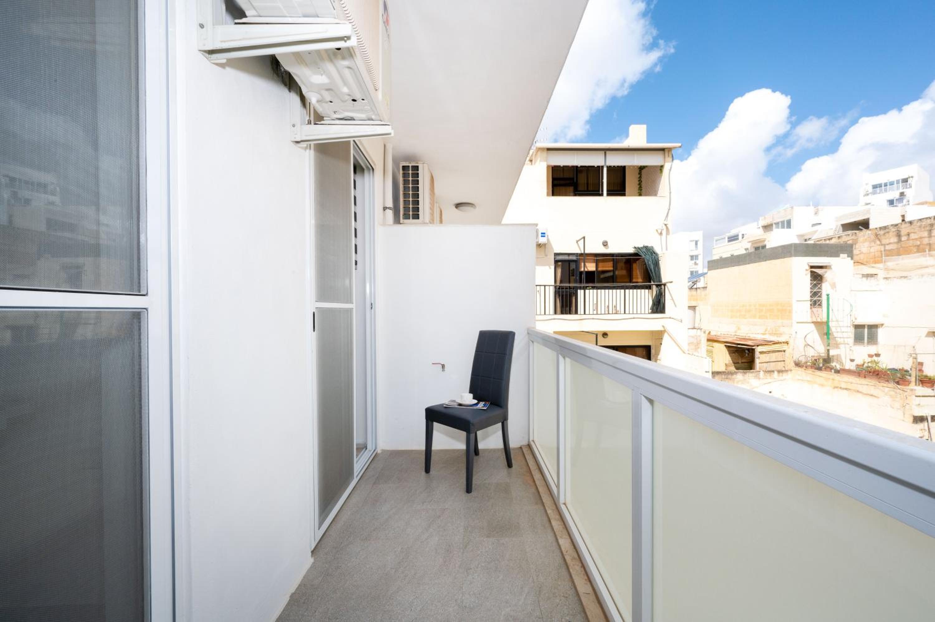 Vela Blu Apartments - Rose Court photo 5