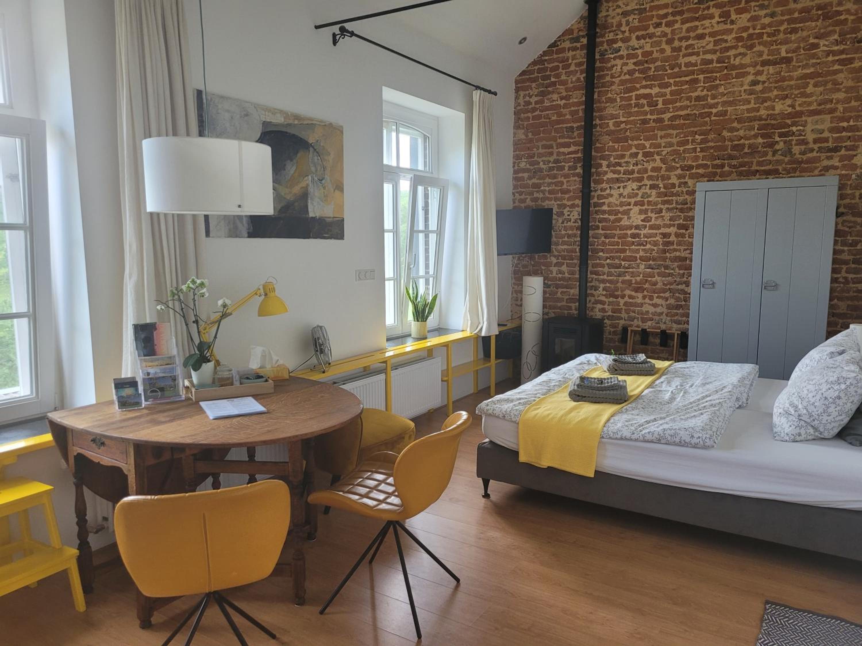 Mille Fleur Apartments