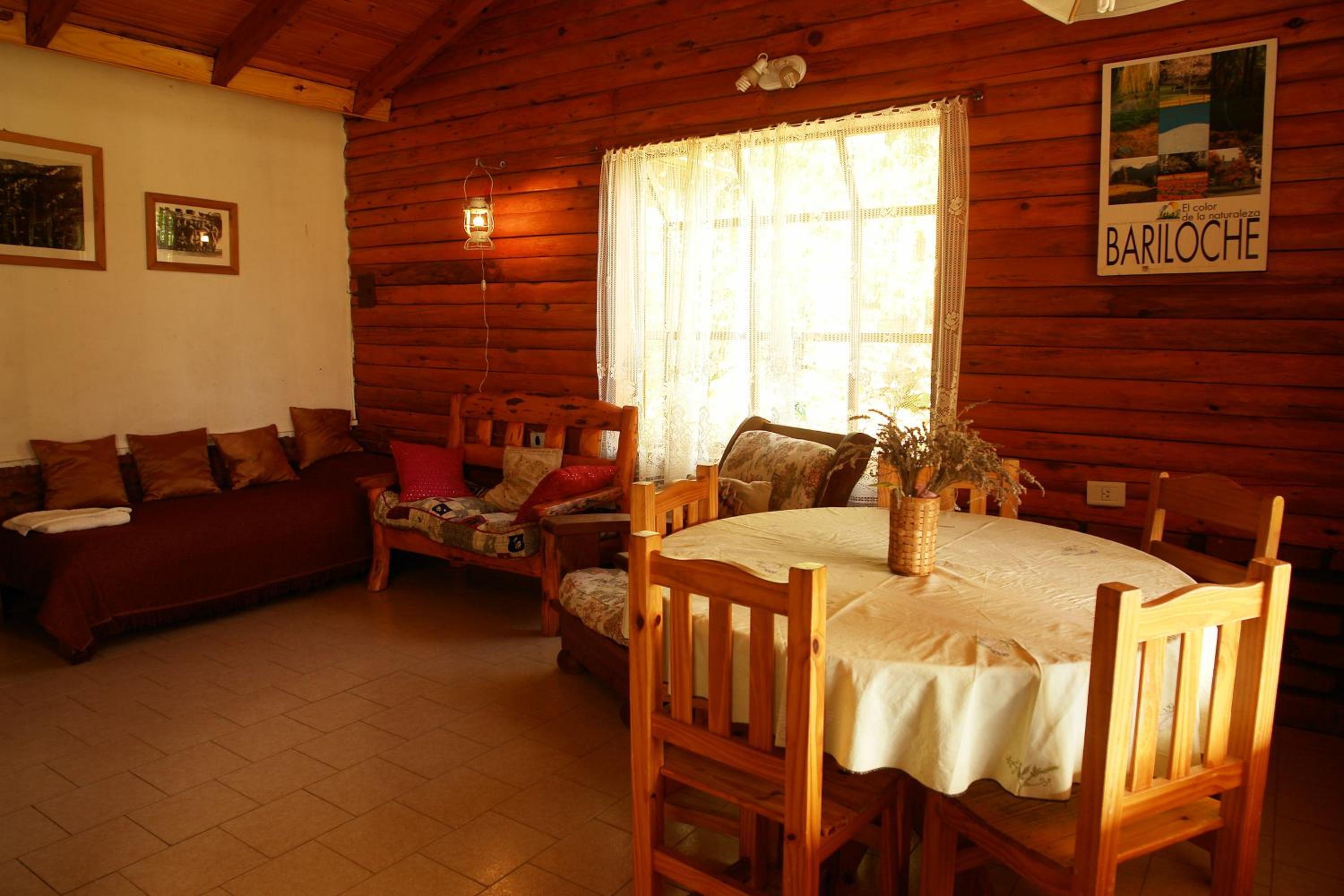 Cabañas del Faldeo Titos