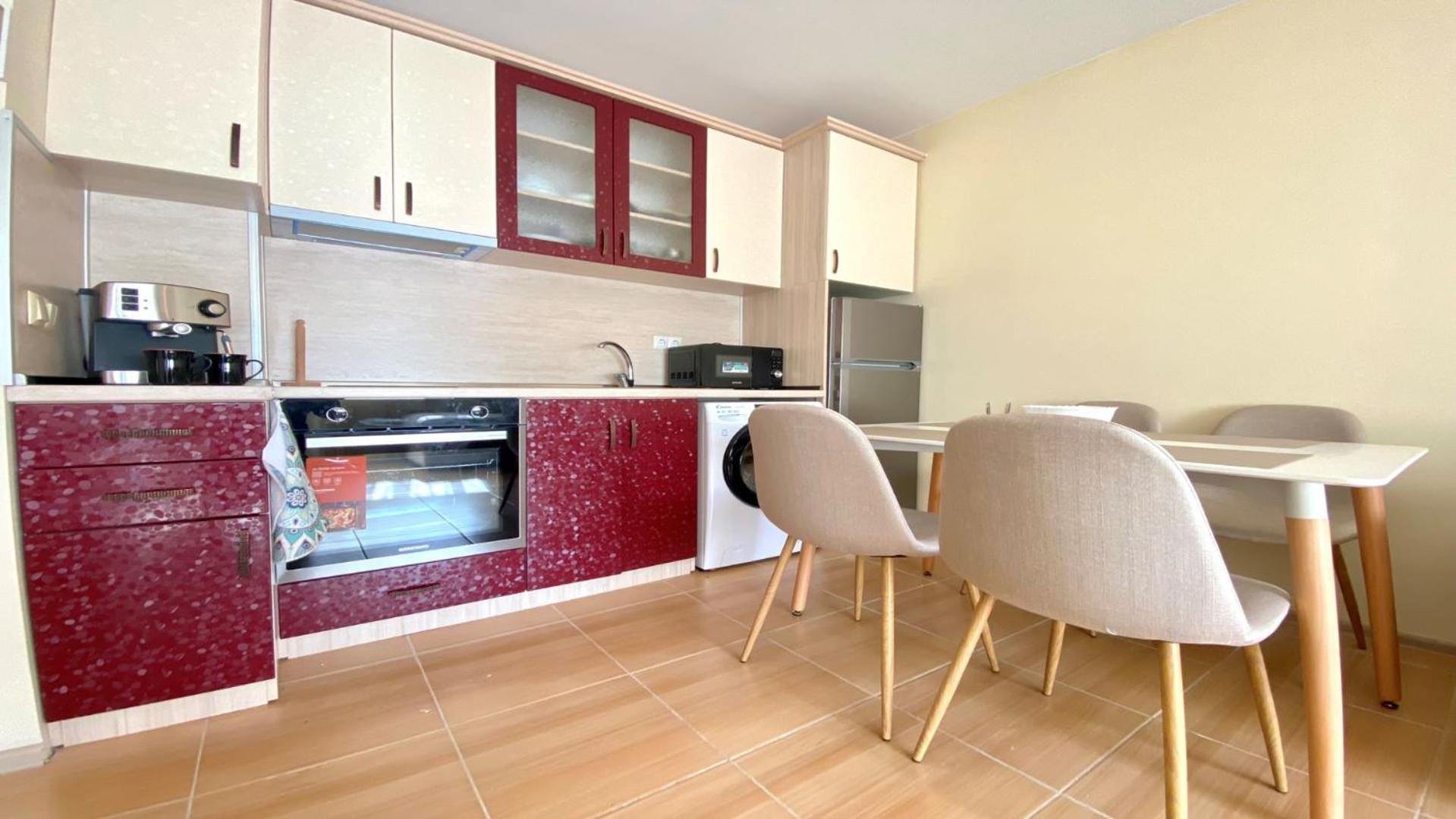 Bratanov Lifestyle Deluxe Apartment view 2
