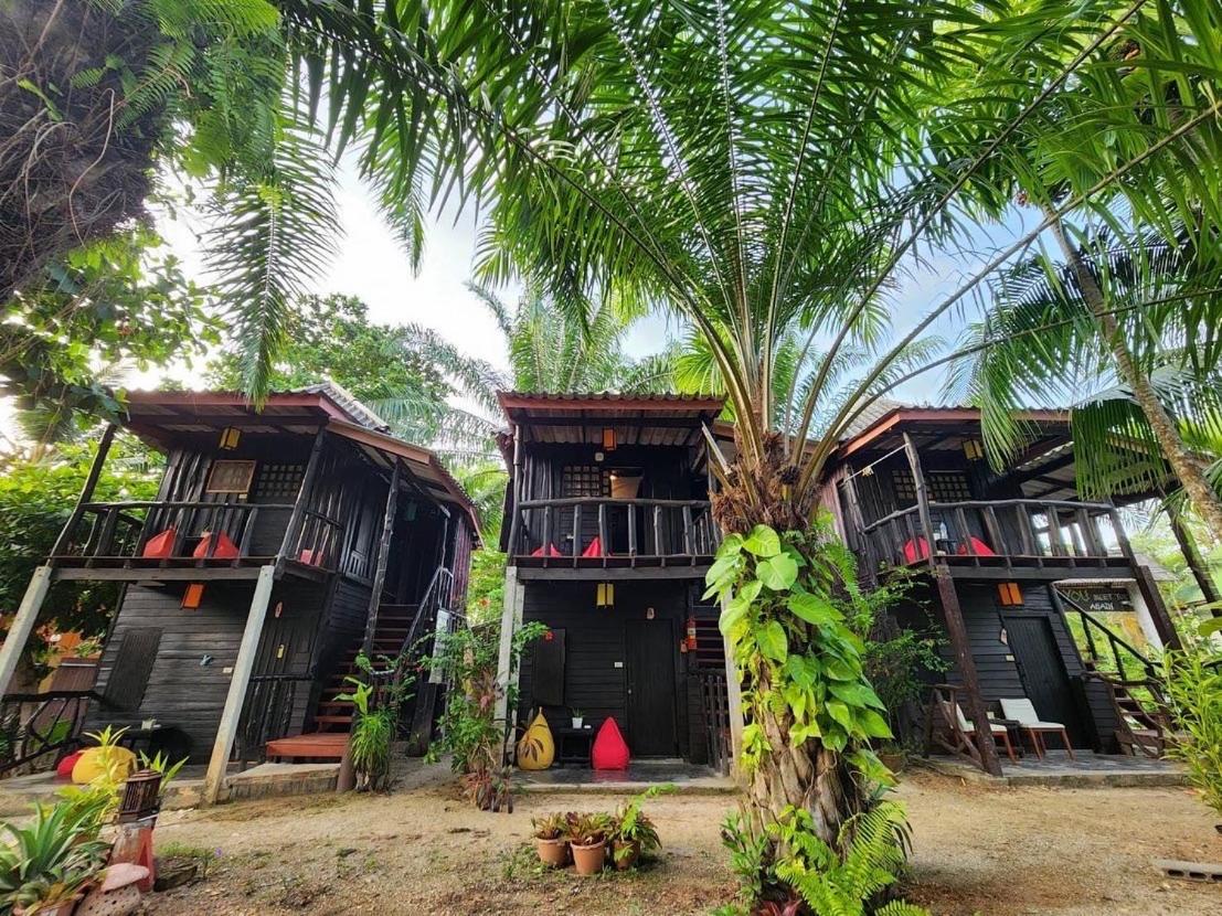 Leaf House Bungalows