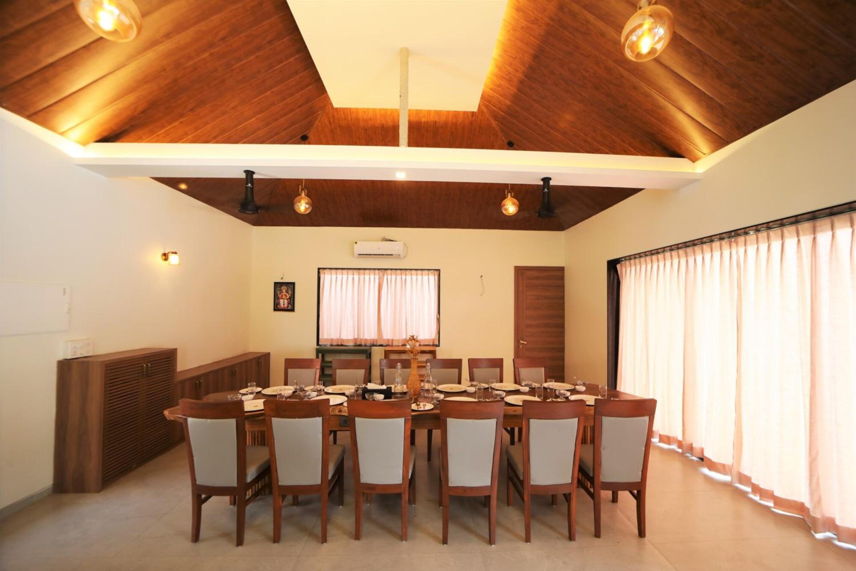 meeting & event spaces