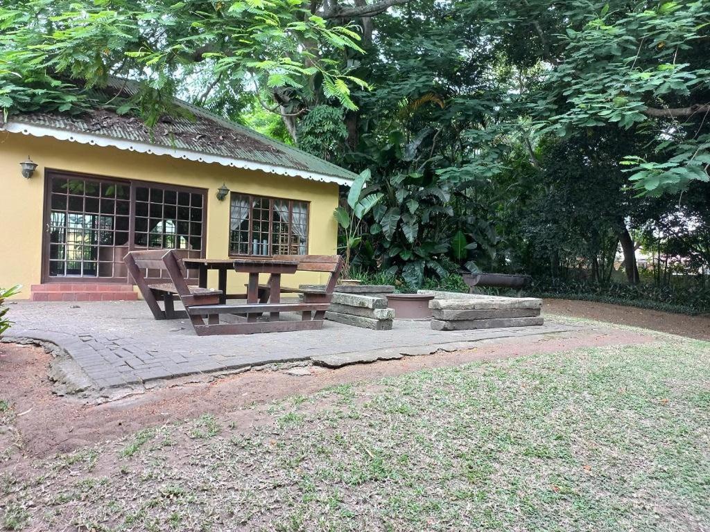 Photo 9
