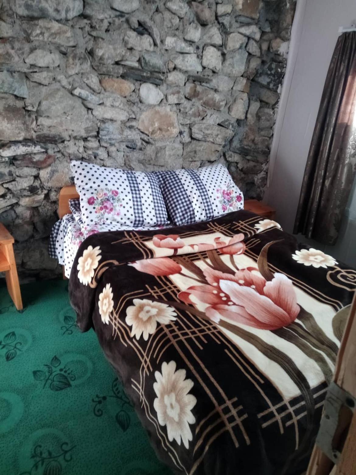MURQVAMI Guesthouse