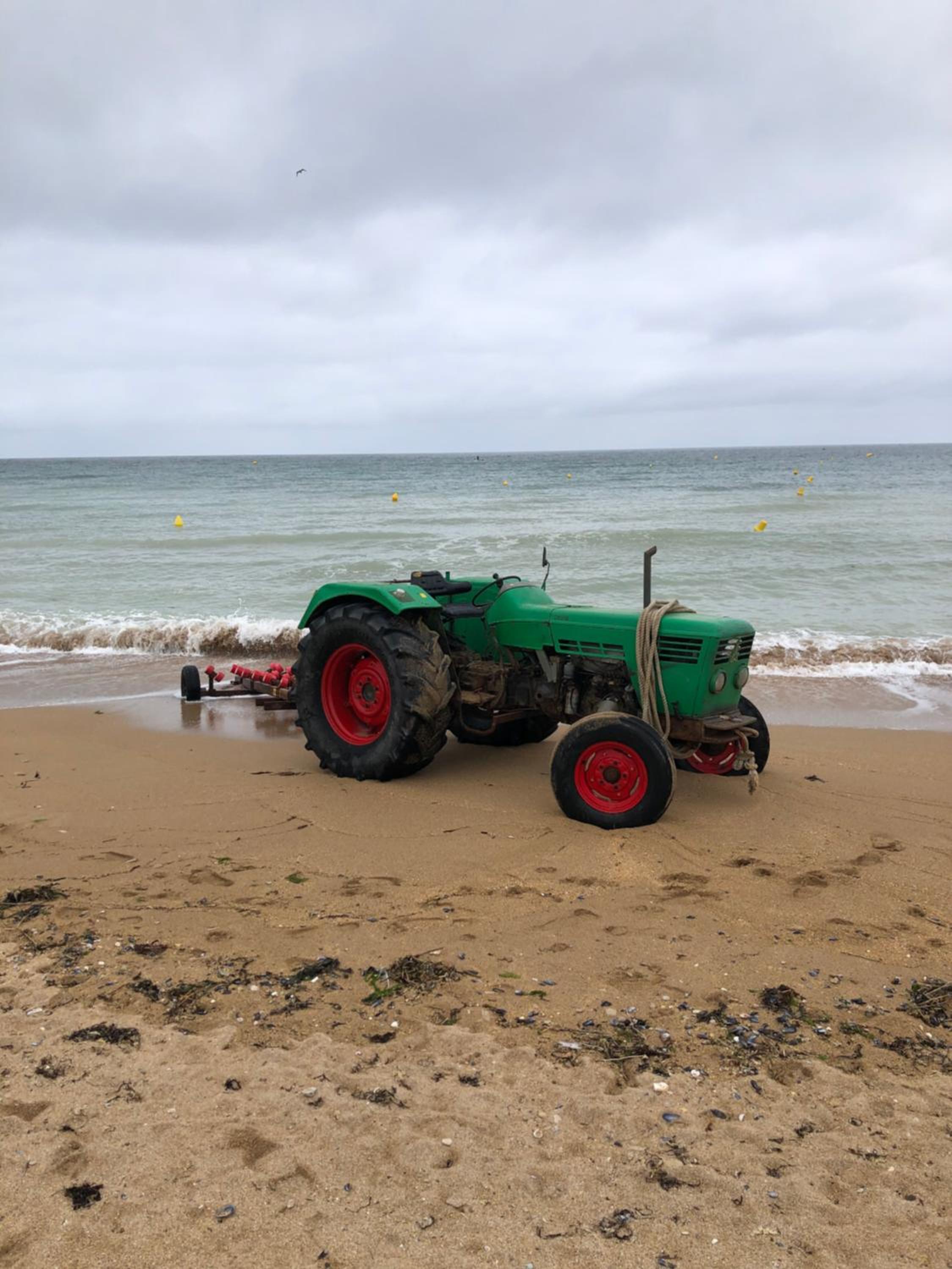 La plage au bout du jardin / Sword Beach cottage