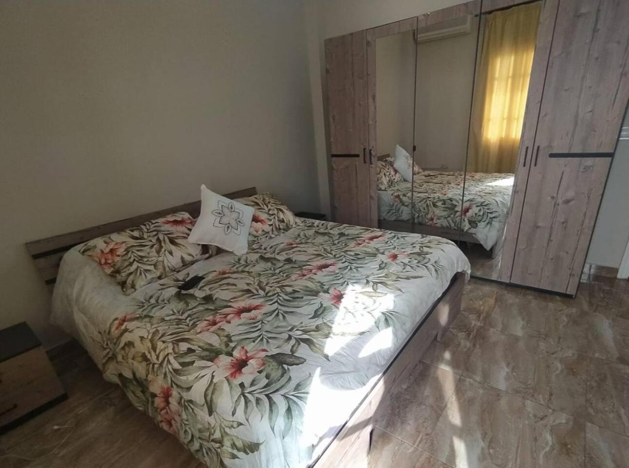 Big Seafront Apartment in Saida Lebanon view 4