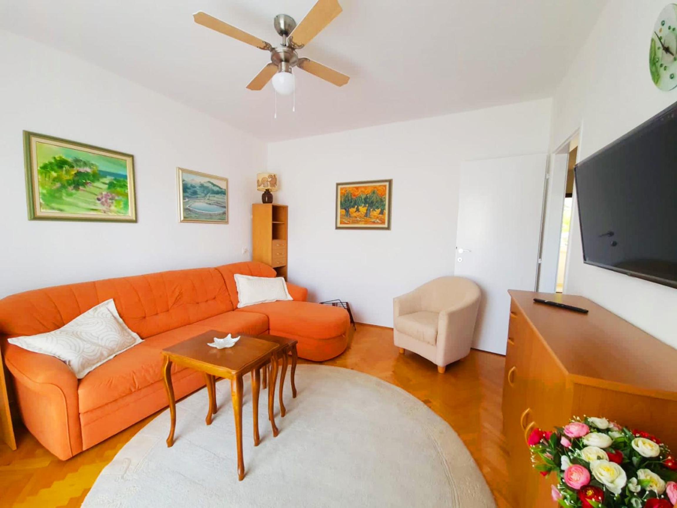 Insideout Apartment
