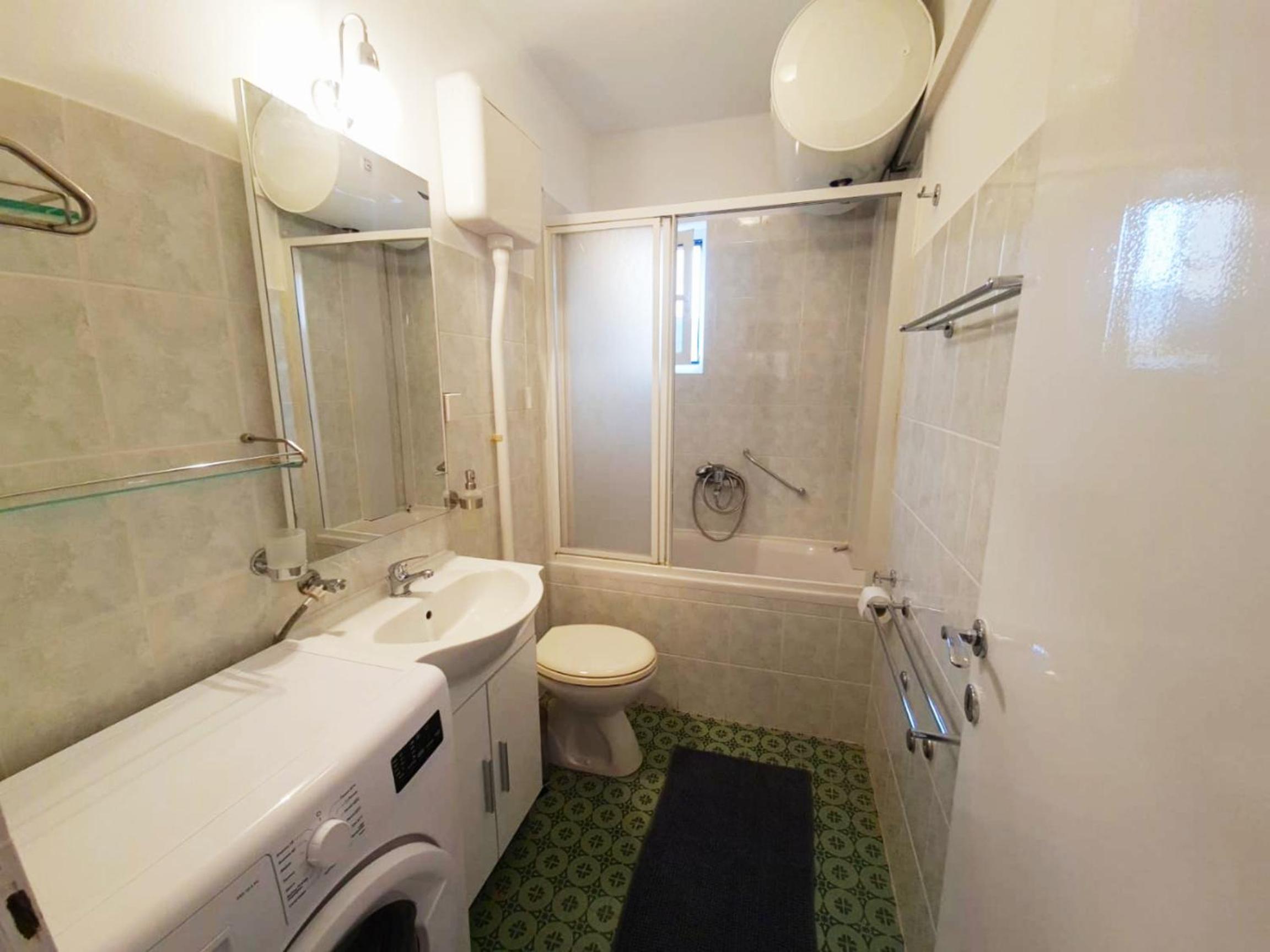 Insideout Apartment