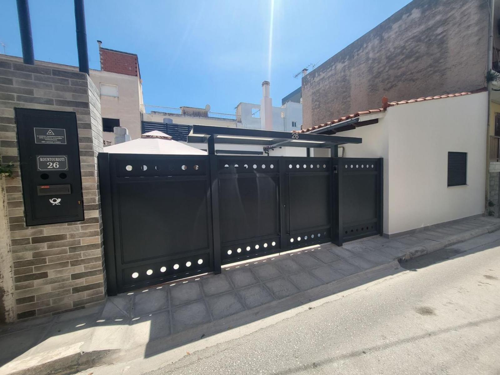 Casa d' Irene near airport, 200 mtrs from the beach, Artemis center view 3