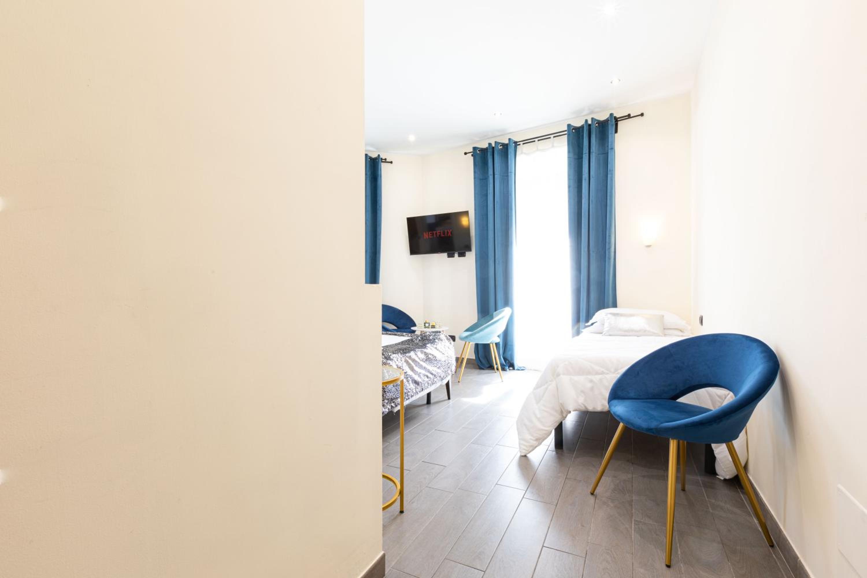 Cesar Vatican Rooms