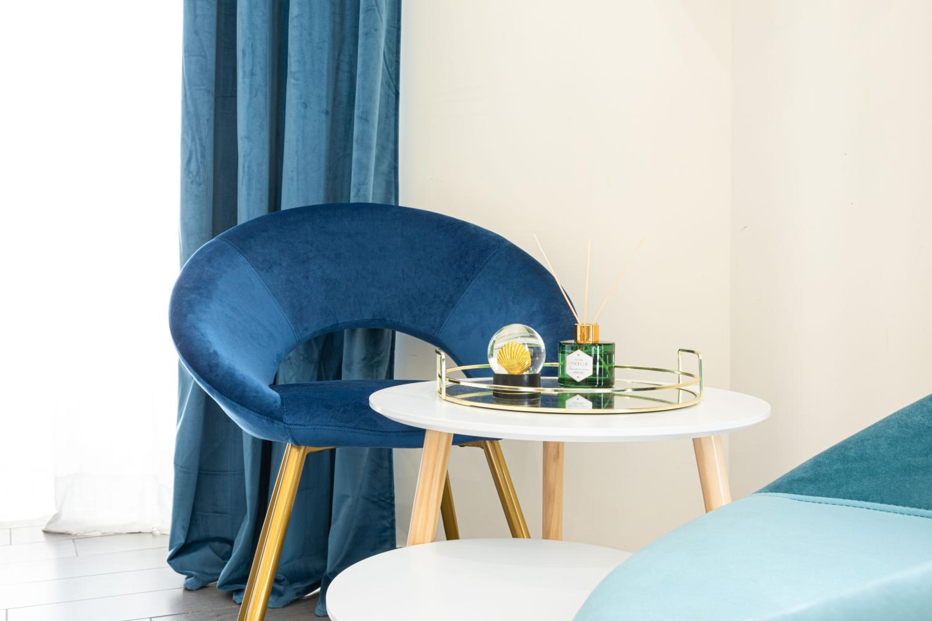 Cesar Vatican Rooms