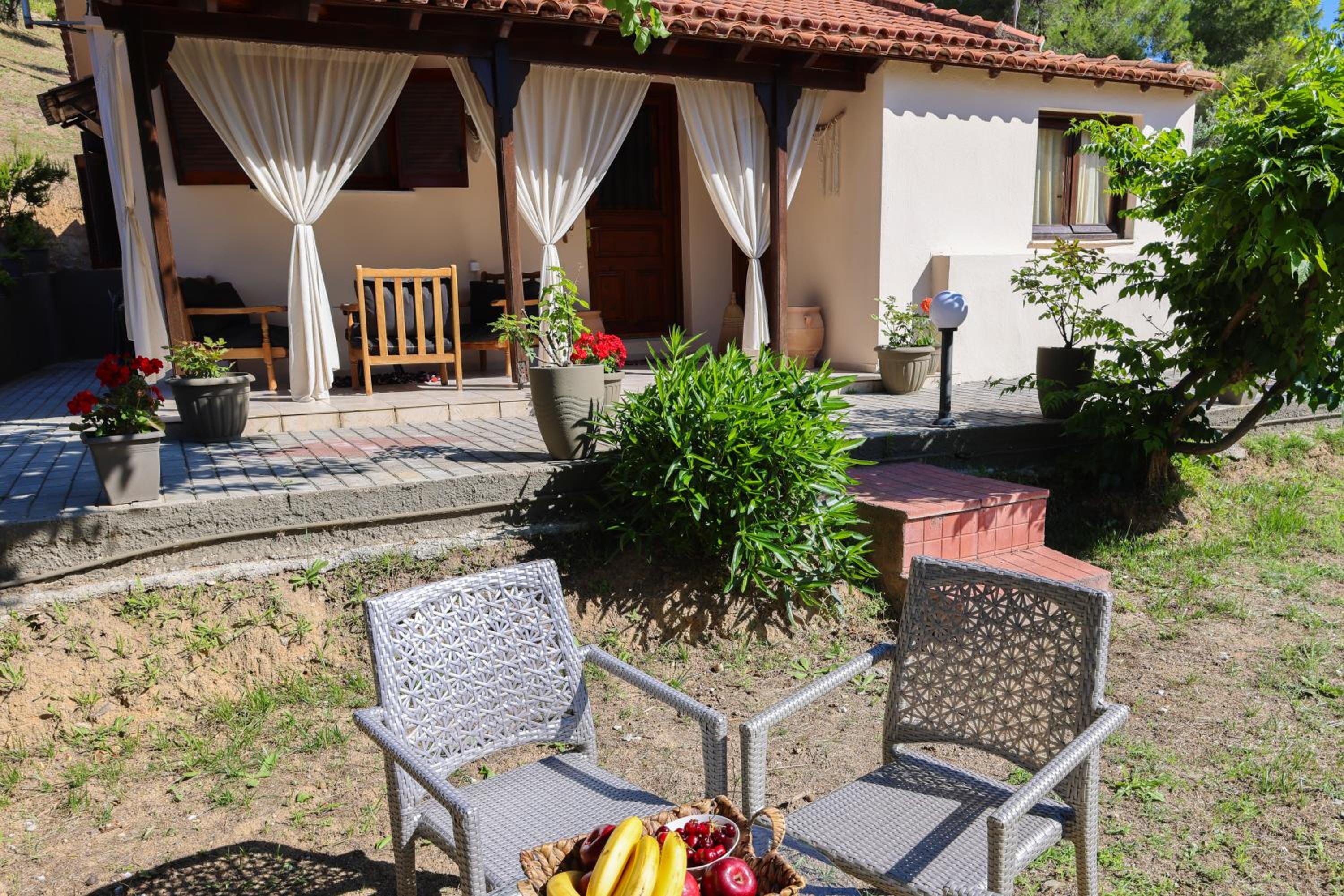 F & B Summer Collection- Skiathos -Maistrali view 3