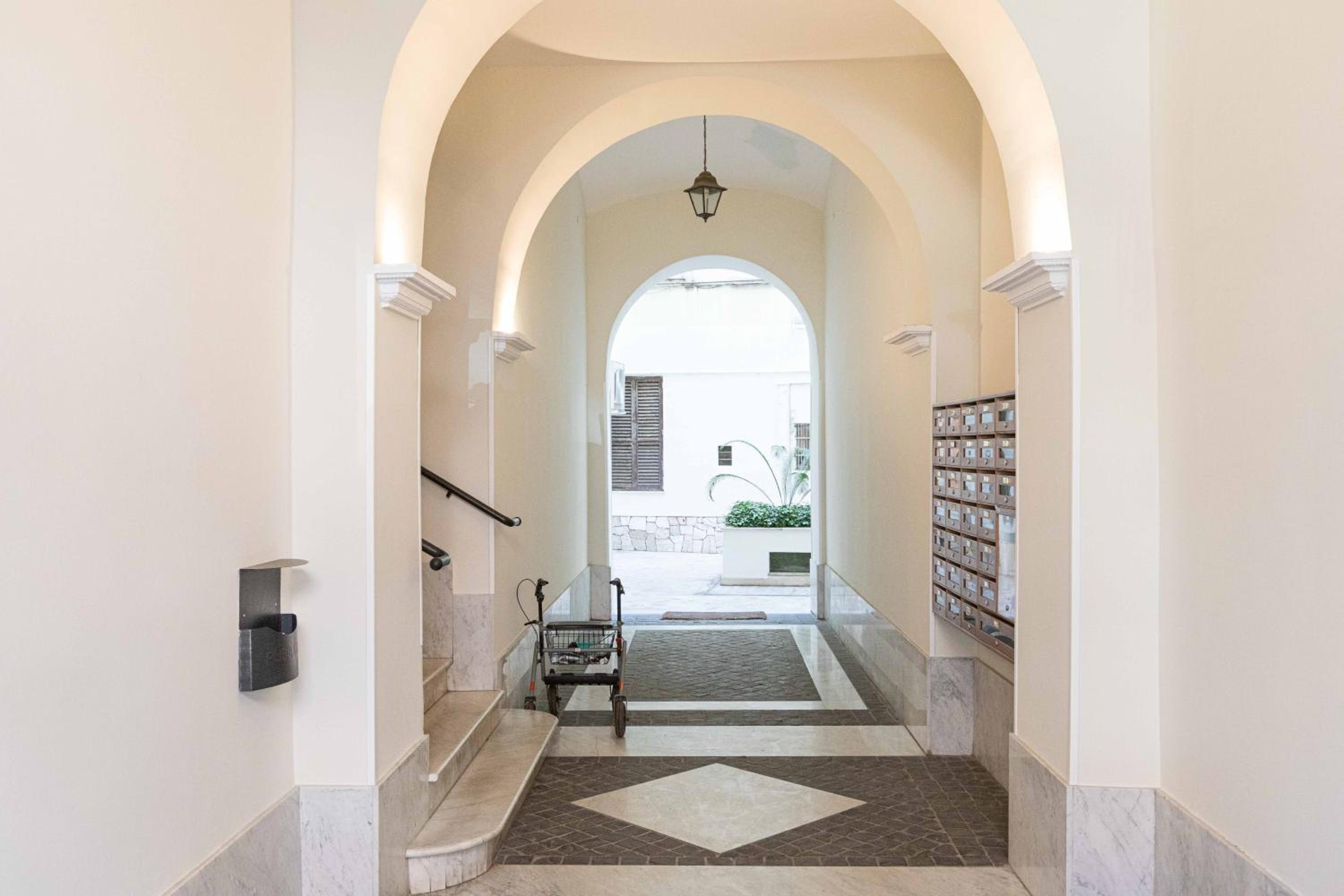 Cesar Vatican Rooms