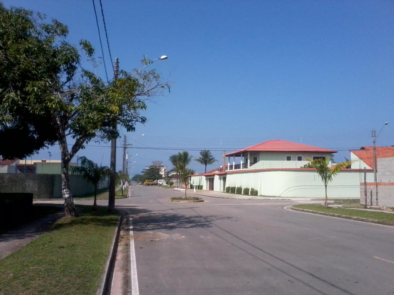 PERUÍBE - Recanto José de Anchieta - A 500 metros da Praia -